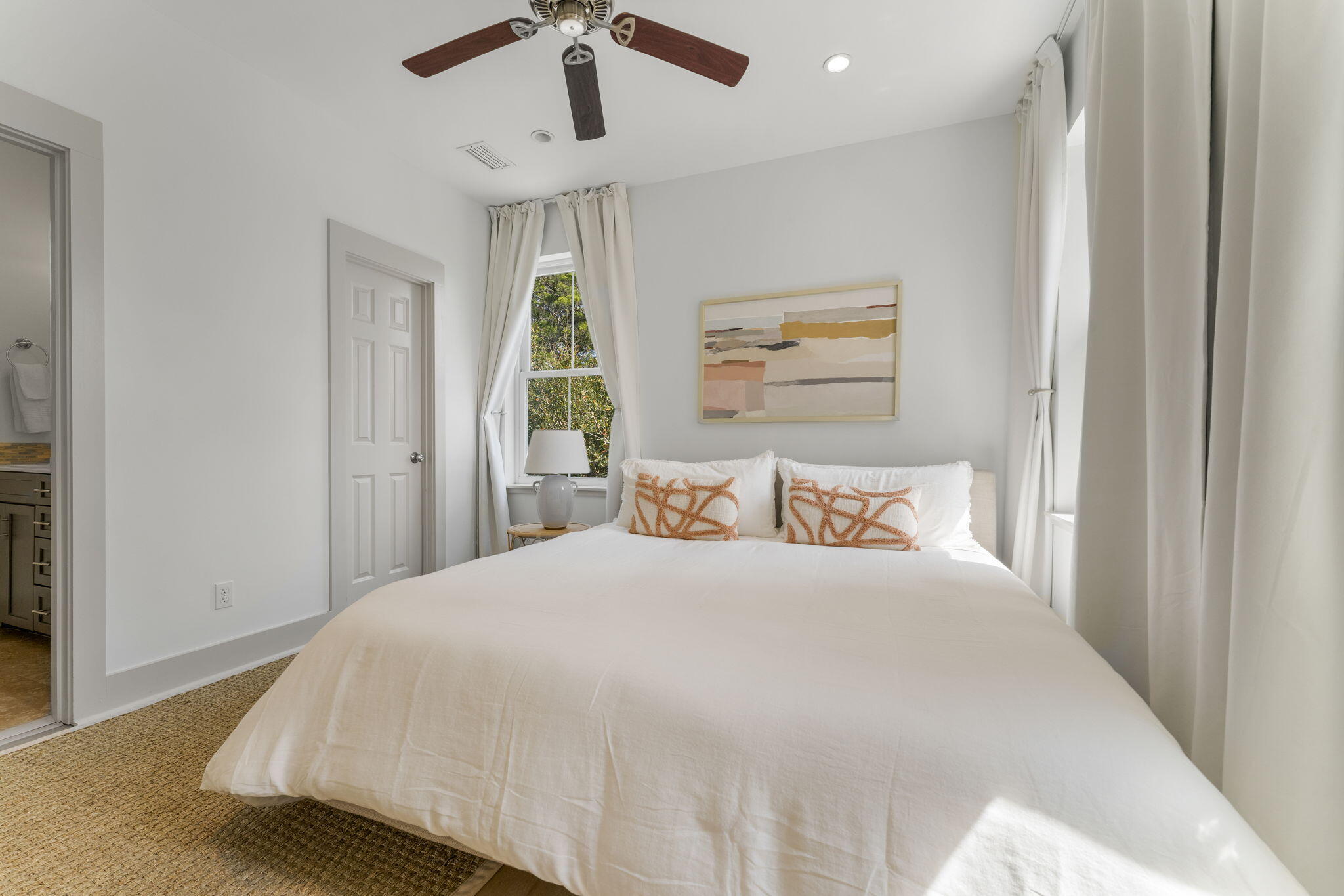 COSTA CARINA - Residential