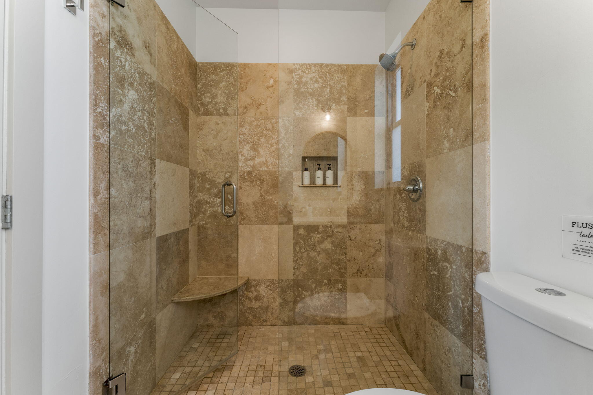 COSTA CARINA - Residential