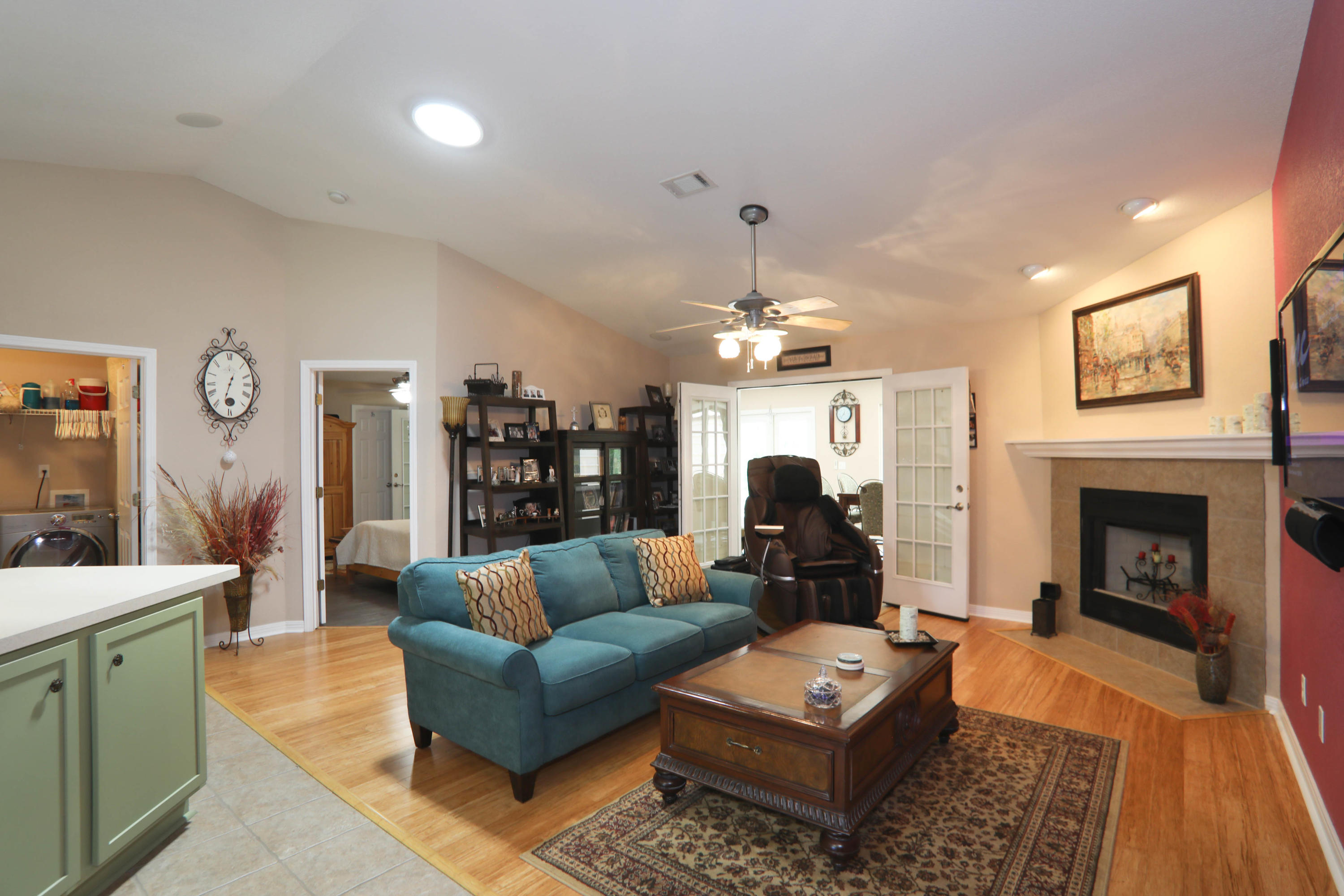 HOLLEY BY THE SEA - Residential