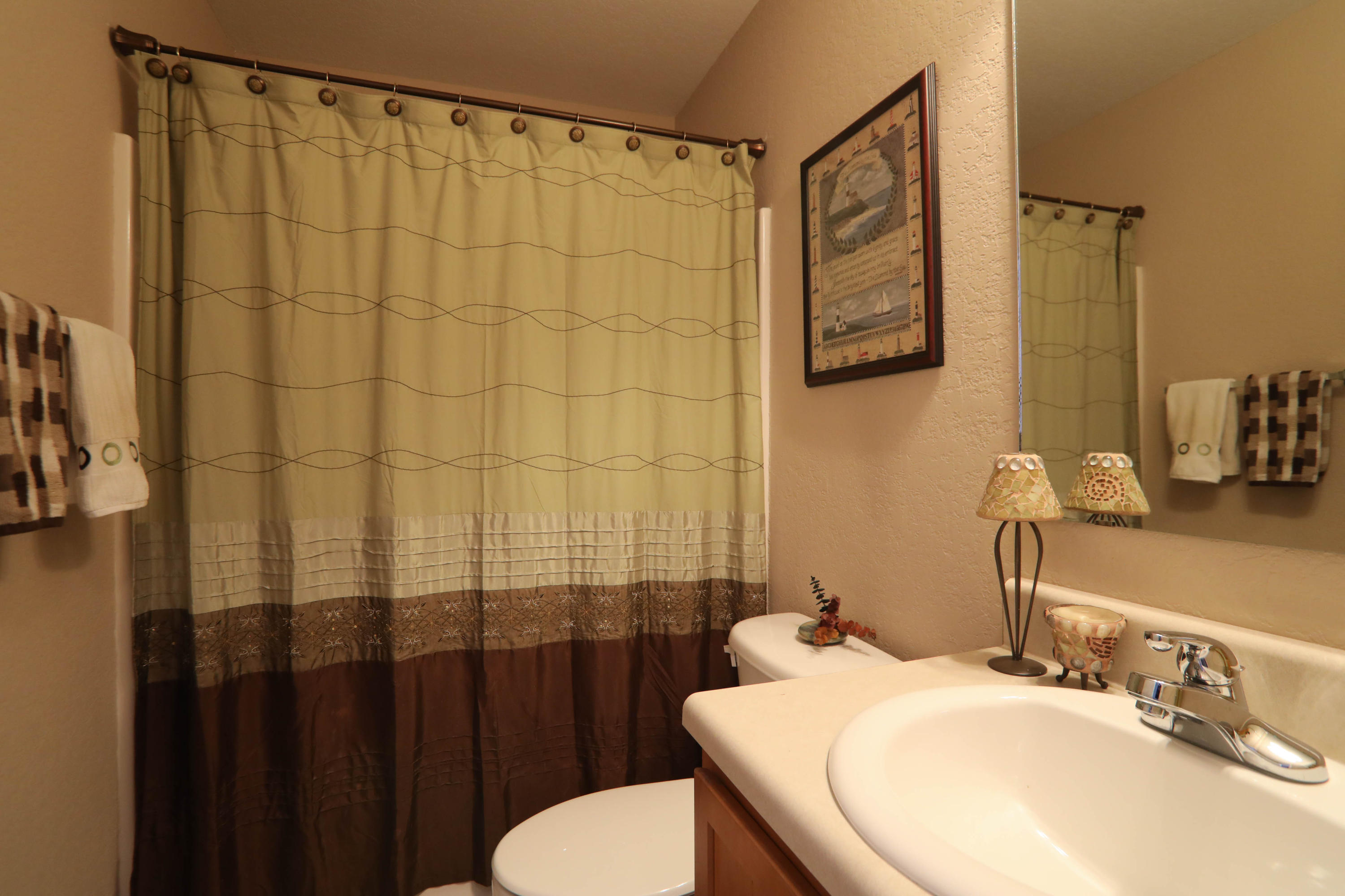 HOLLEY BY THE SEA - Residential