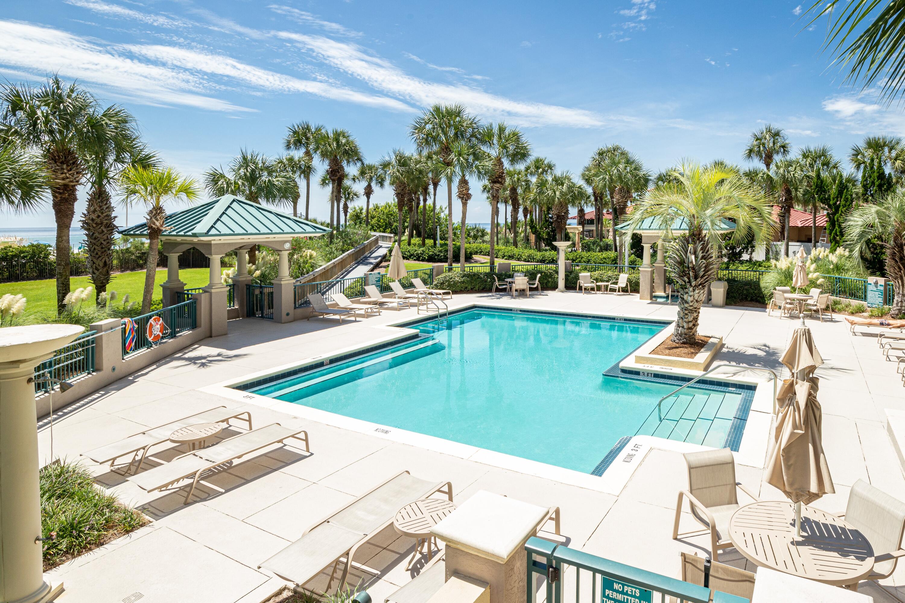 SOUTHWINDS III AT SANDESTIN - Residential