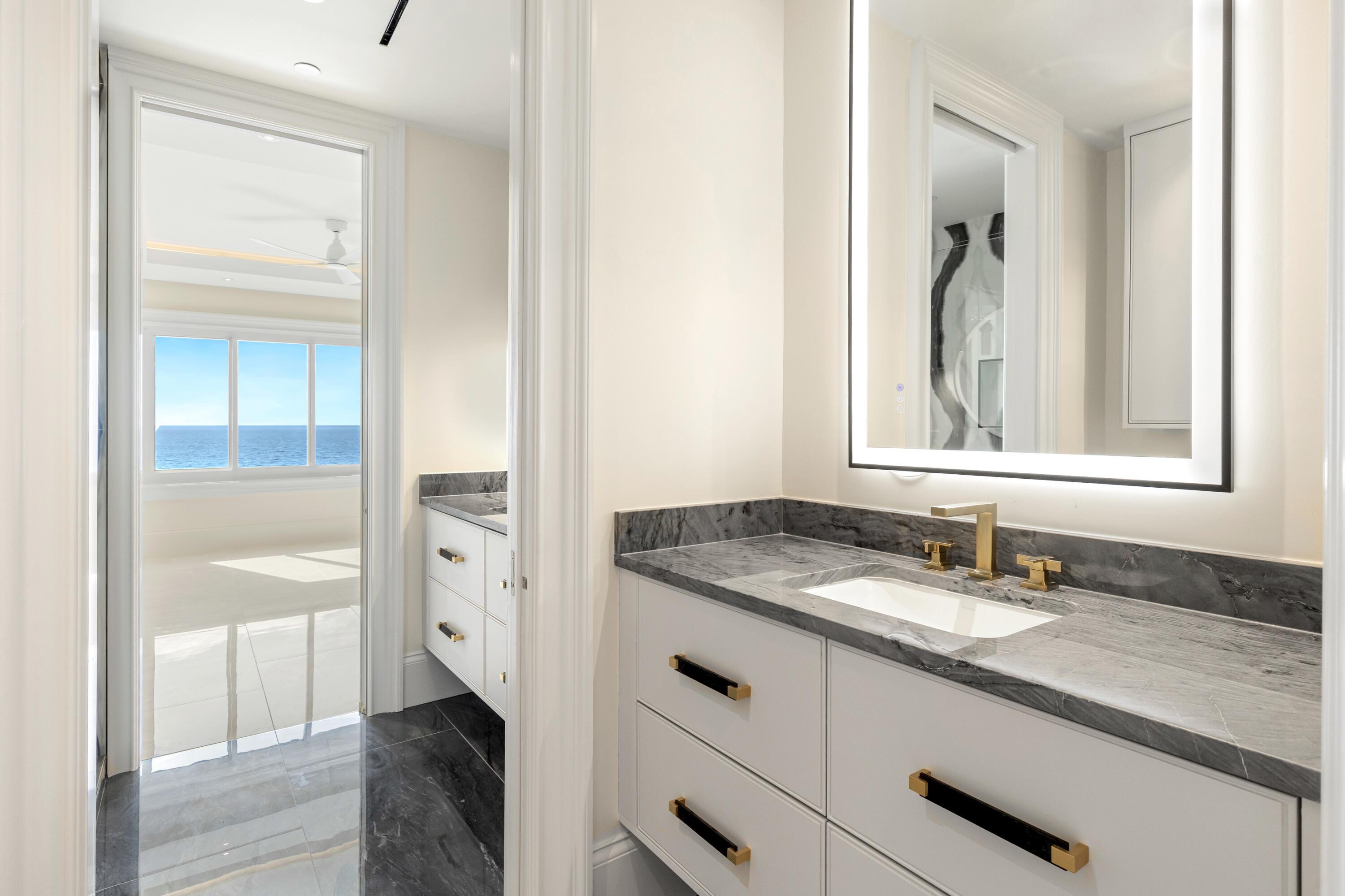 SOUTHWINDS III AT SANDESTIN - Residential