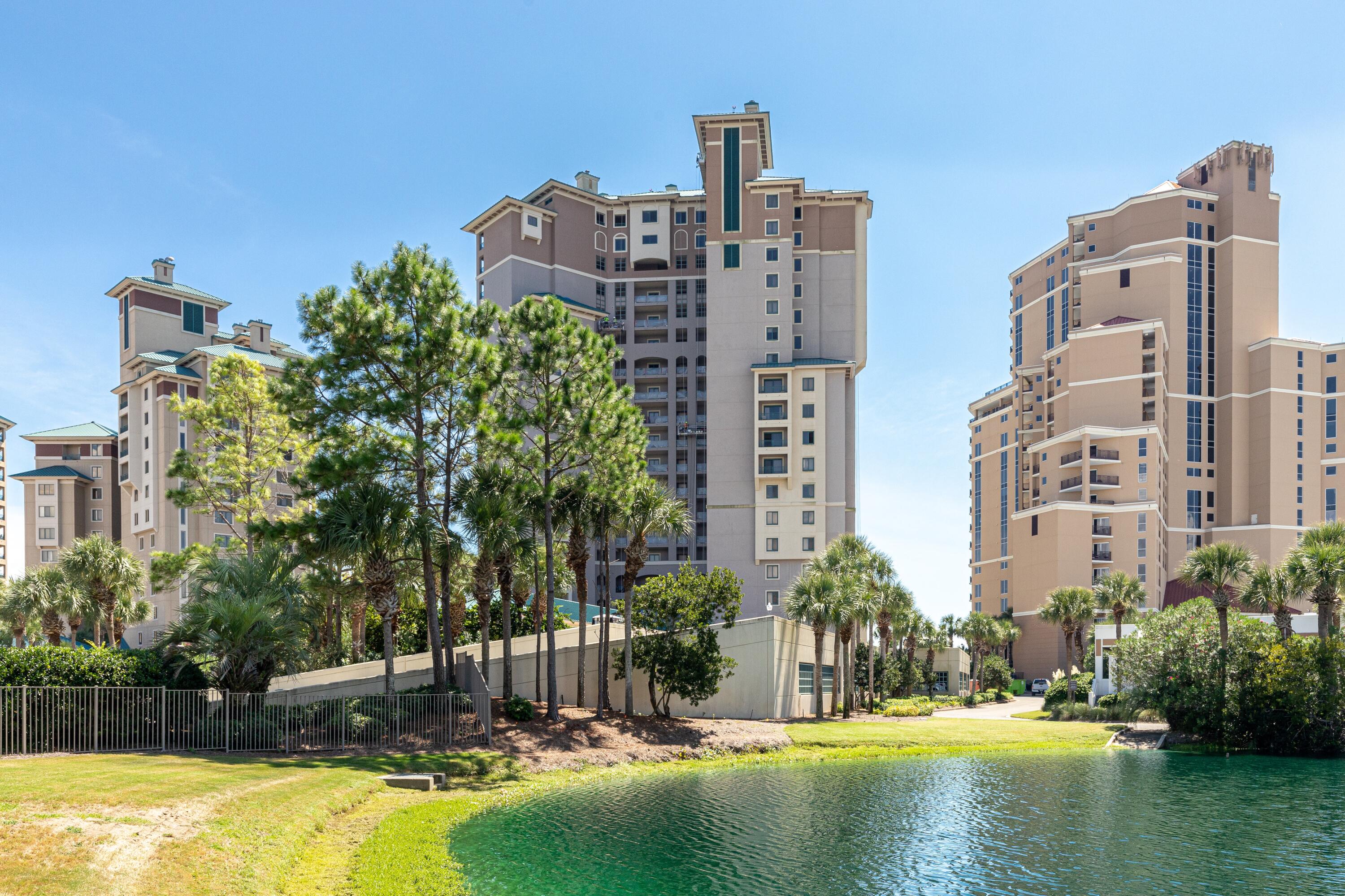 SOUTHWINDS III AT SANDESTIN - Residential