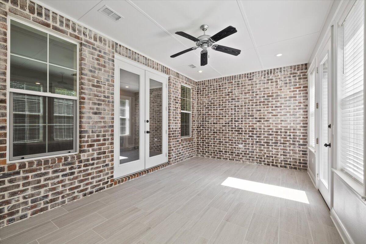 Stables At Rocky Bayou - Residential Lease