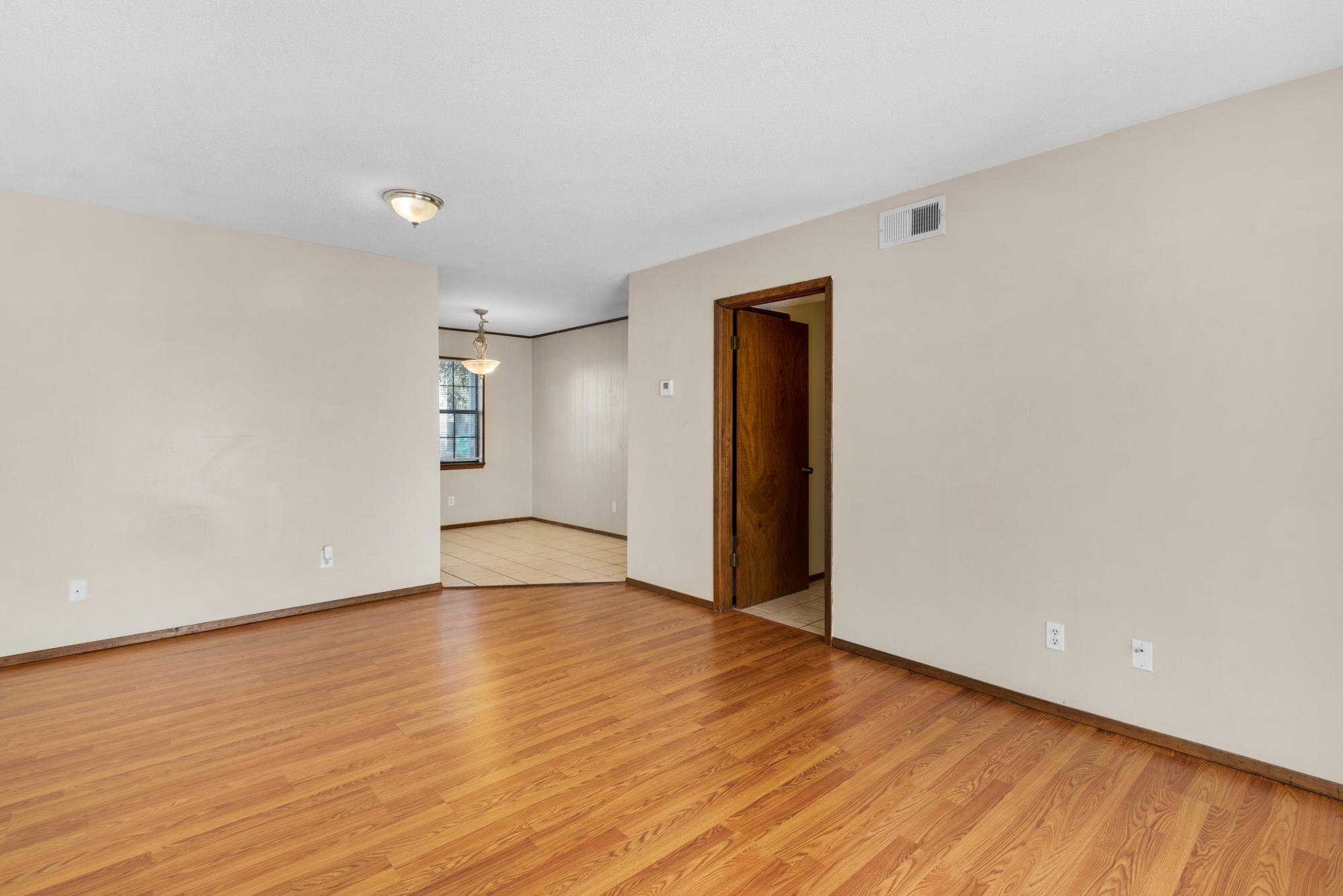 TOKALON ONE - Residential Lease