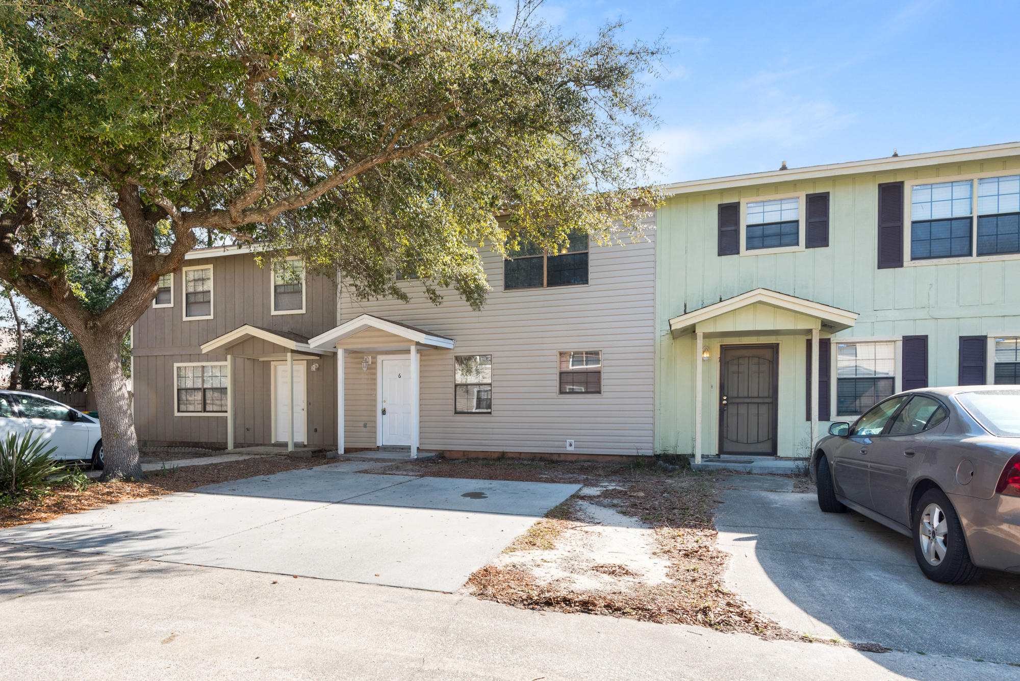 TOKALON ONE - Residential Lease