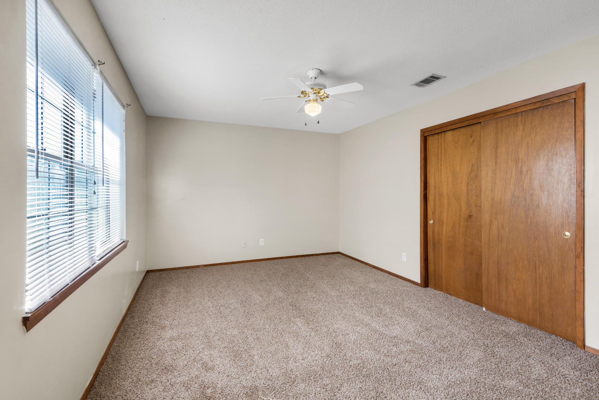 TOKALON ONE - Residential Lease