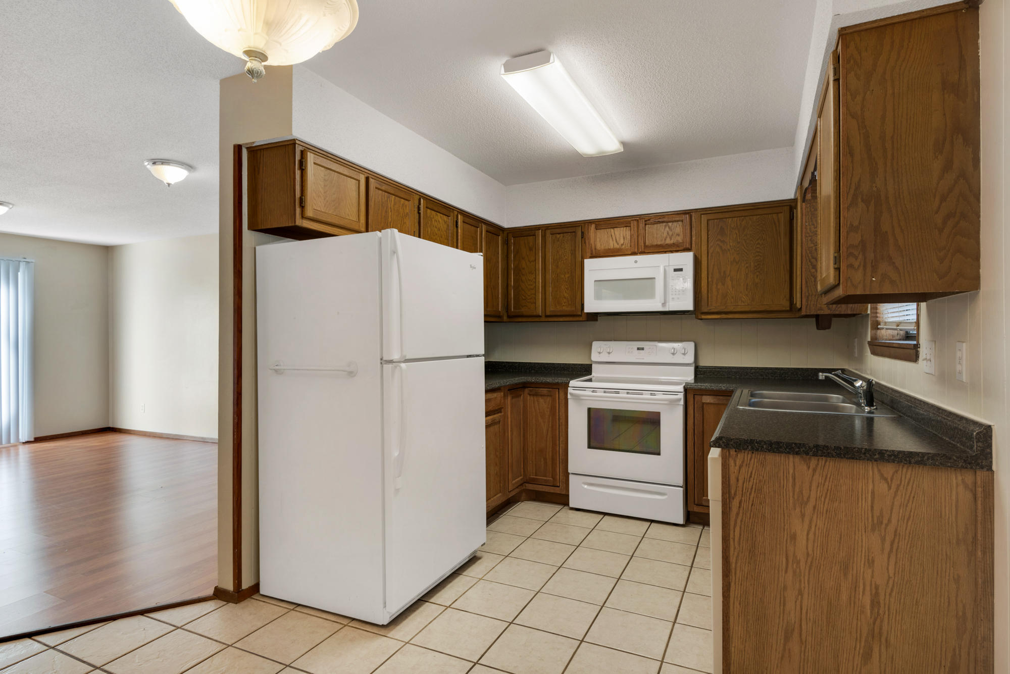 TOKALON ONE - Residential Lease