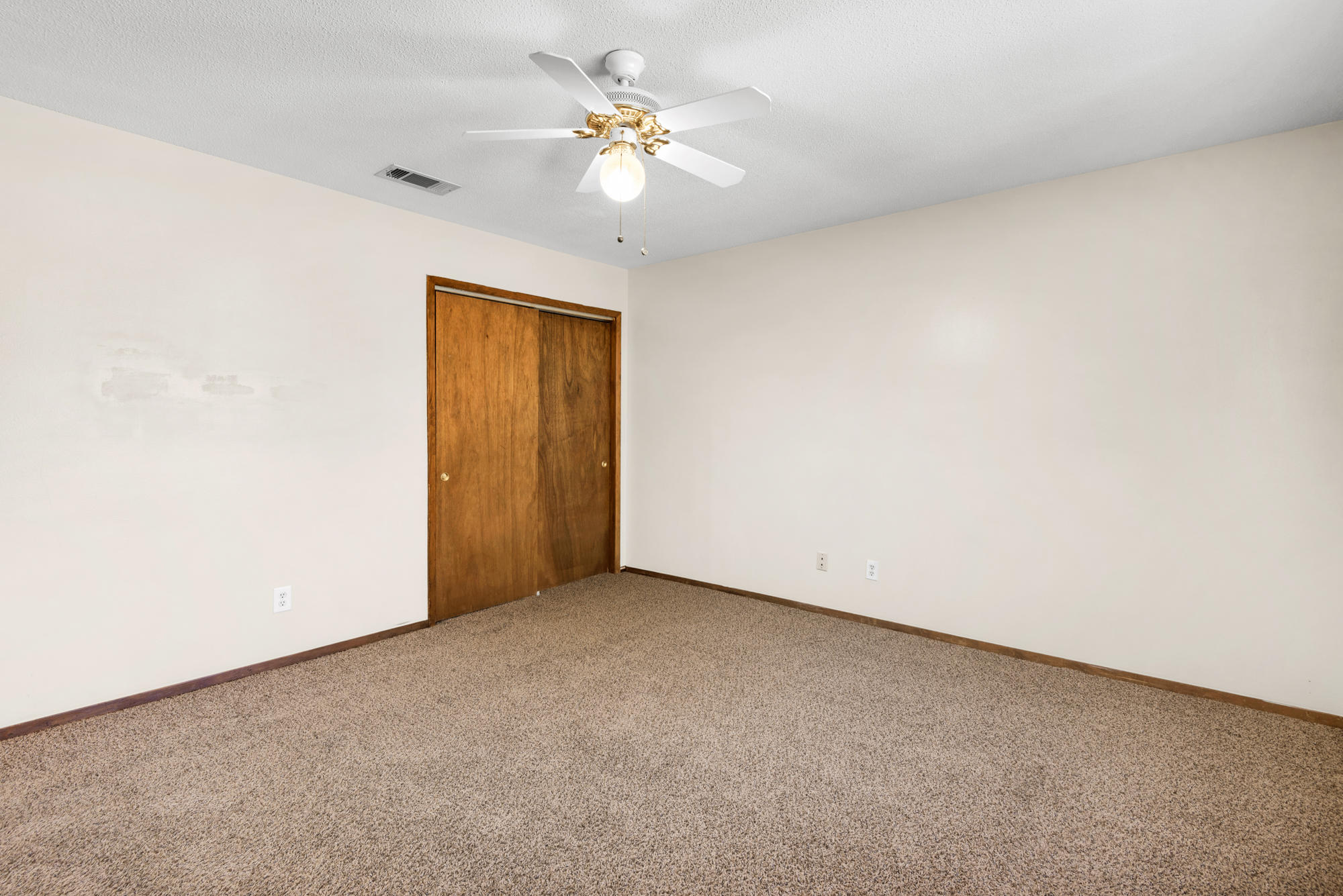 TOKALON ONE - Residential Lease