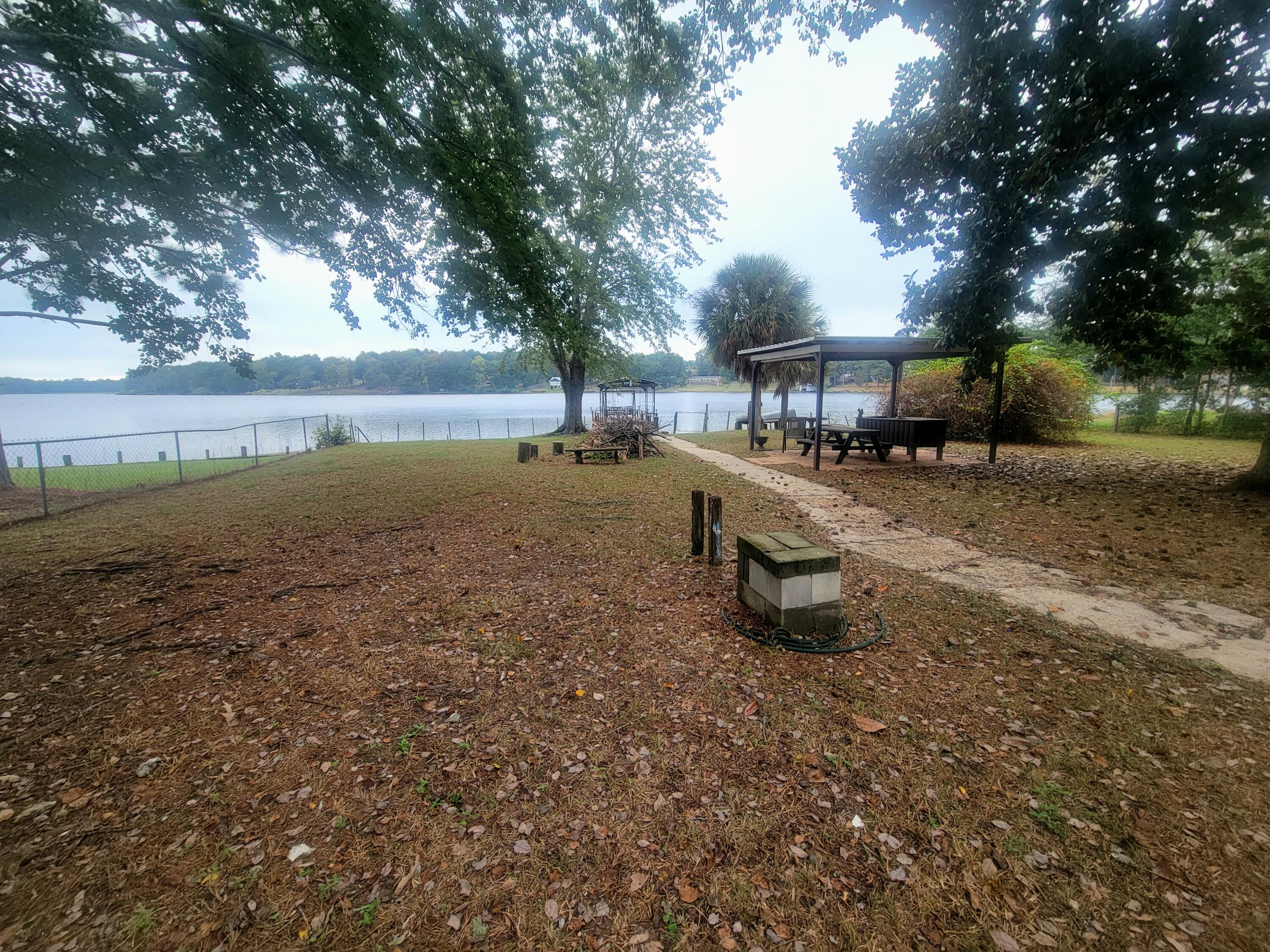 PARADISE ISLAND - Residential