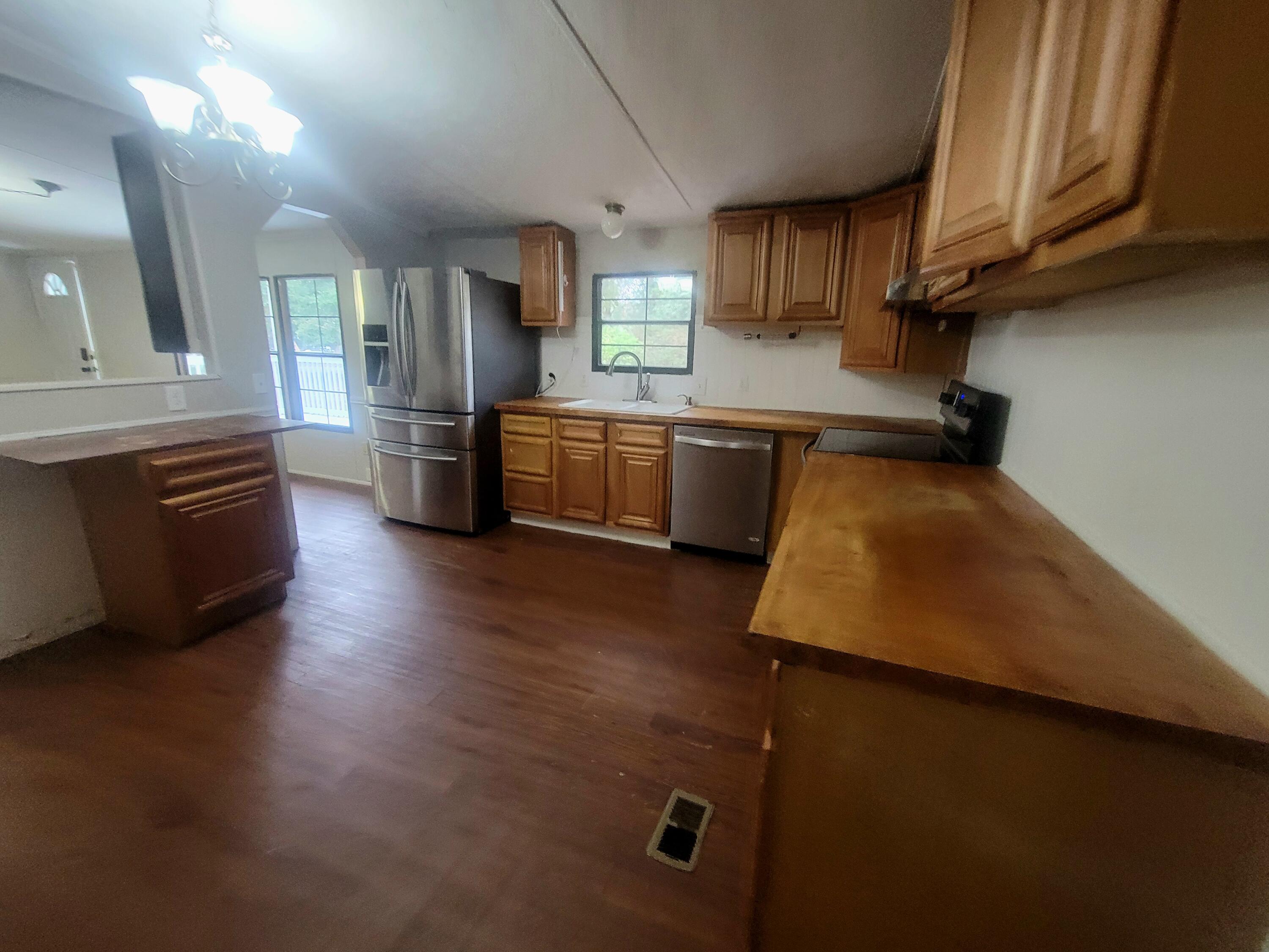 PARADISE ISLAND - Residential