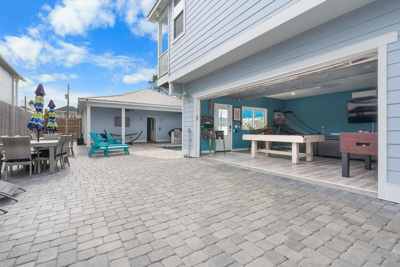 CRYSTAL BEACH - Residential