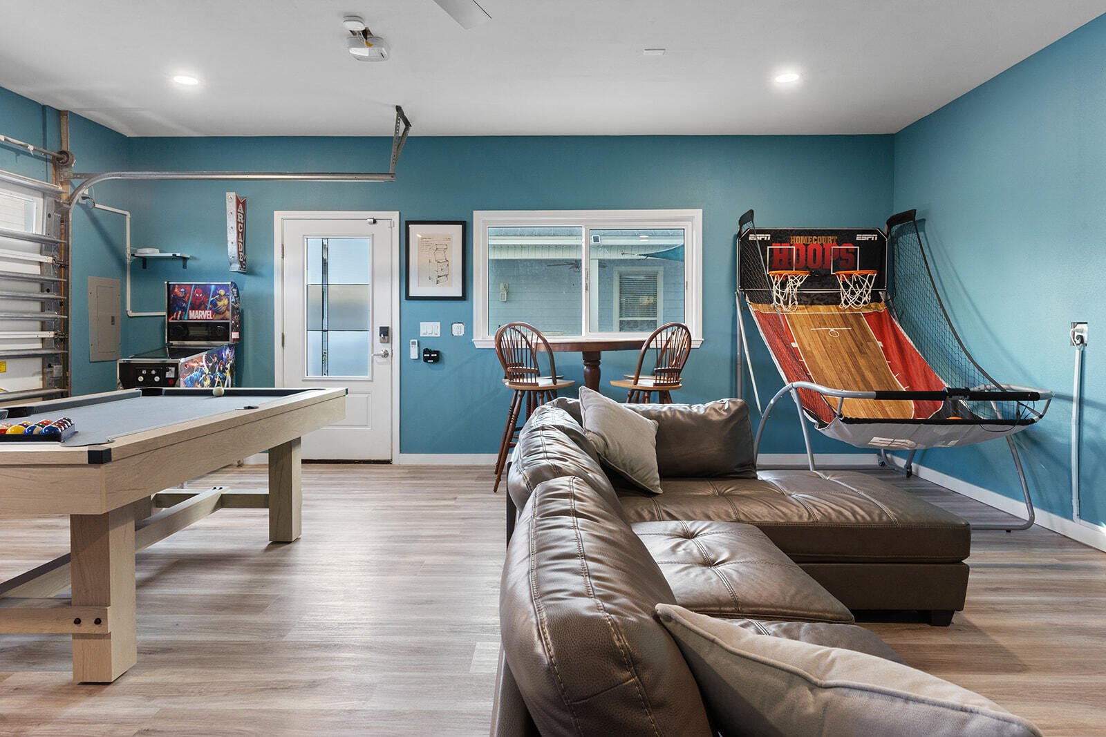 CRYSTAL BEACH - Residential