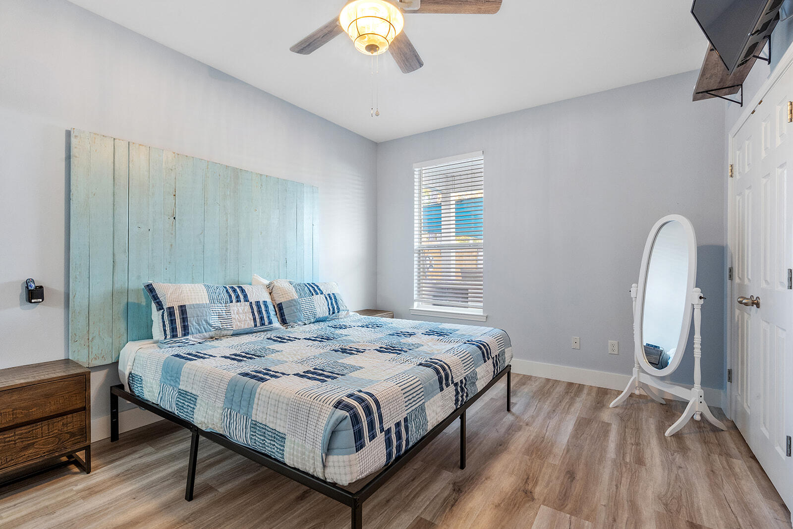 CRYSTAL BEACH - Residential