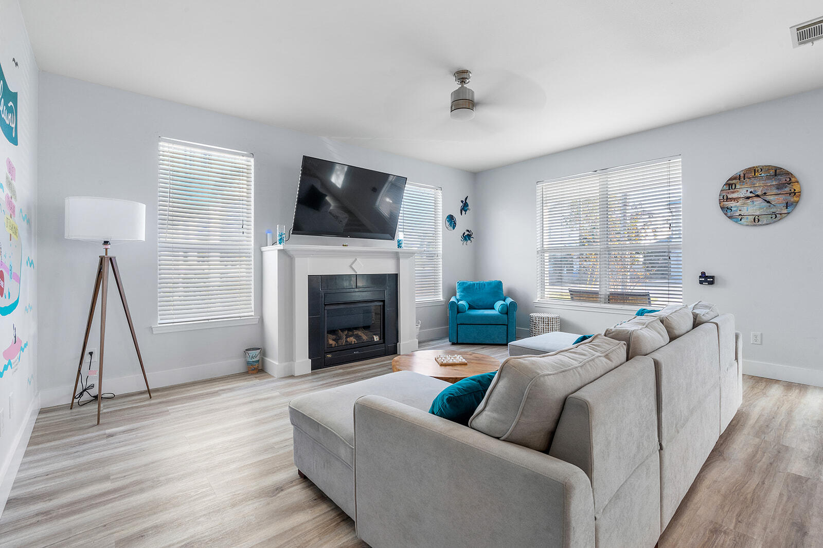 CRYSTAL BEACH - Residential