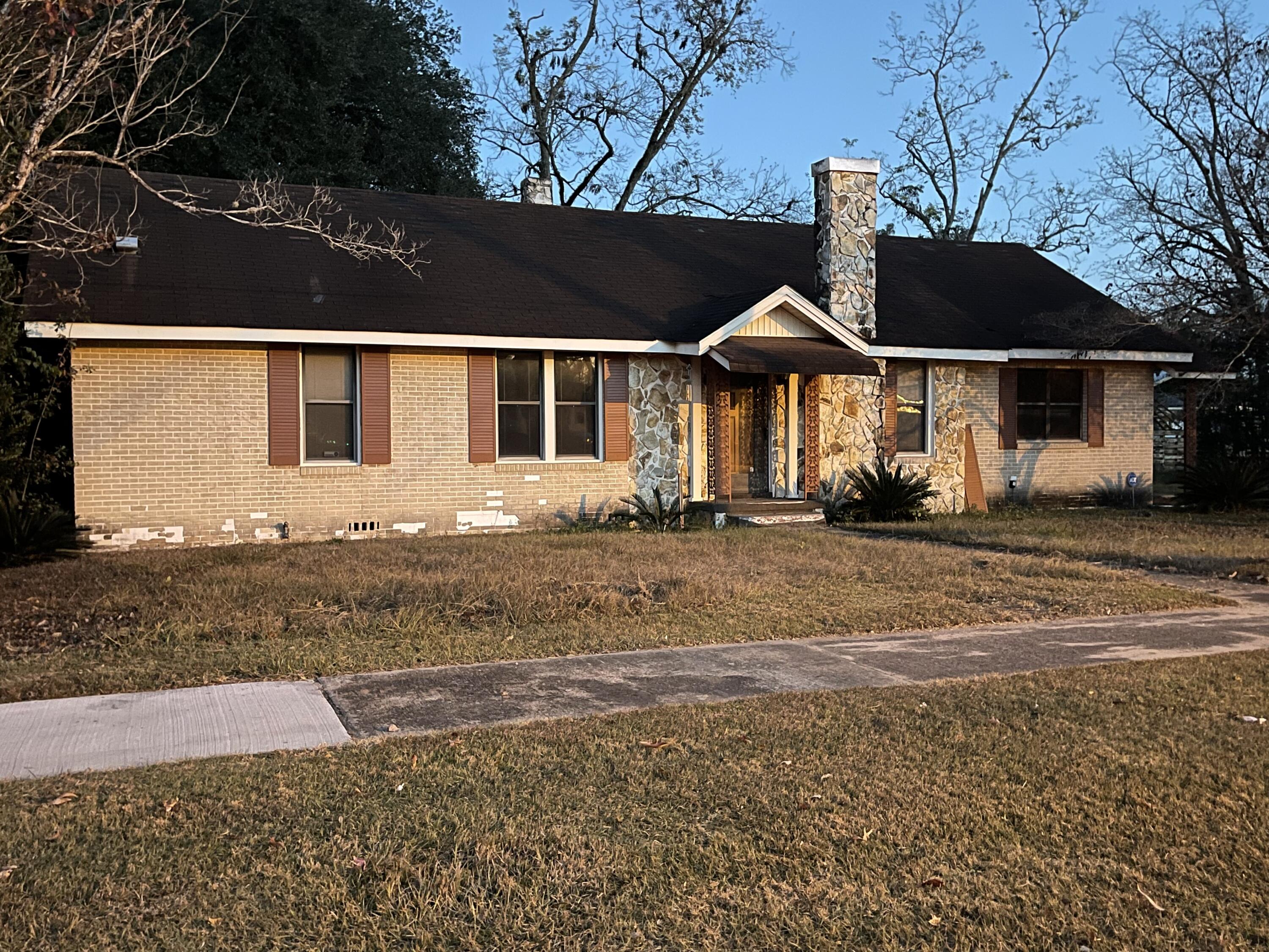 Originally built in 1942 but updated in 1981, this REO property has 3 bedrooms 2 baths and is 1824 square and comes with brick siding, open front porch, storage shed and shingled roof. Located in the heart of town and a short distance to basic amenities. This property is being marketed occupied. The interior of the property cannot be accessed. The foreclosure has already been completed for this property. The purchaser is responsible for the eviction process. When viewing the property please do not disturb the occupant.