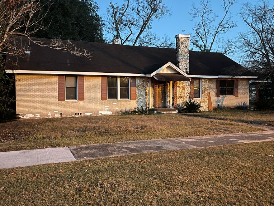 Originally built in 1942 but updated in 1981, this REO property has 3 bedrooms 2 baths and is 1824 square and comes with brick siding, open front porch, storage shed and shingled roof. Located in the heart of town and a short distance to basic amenities. This property is being marketed occupied. The interior of the property cannot be accessed. The foreclosure has already been completed for this property. The purchaser is responsible for the eviction process. When viewing the property please do not disturb the occupant.