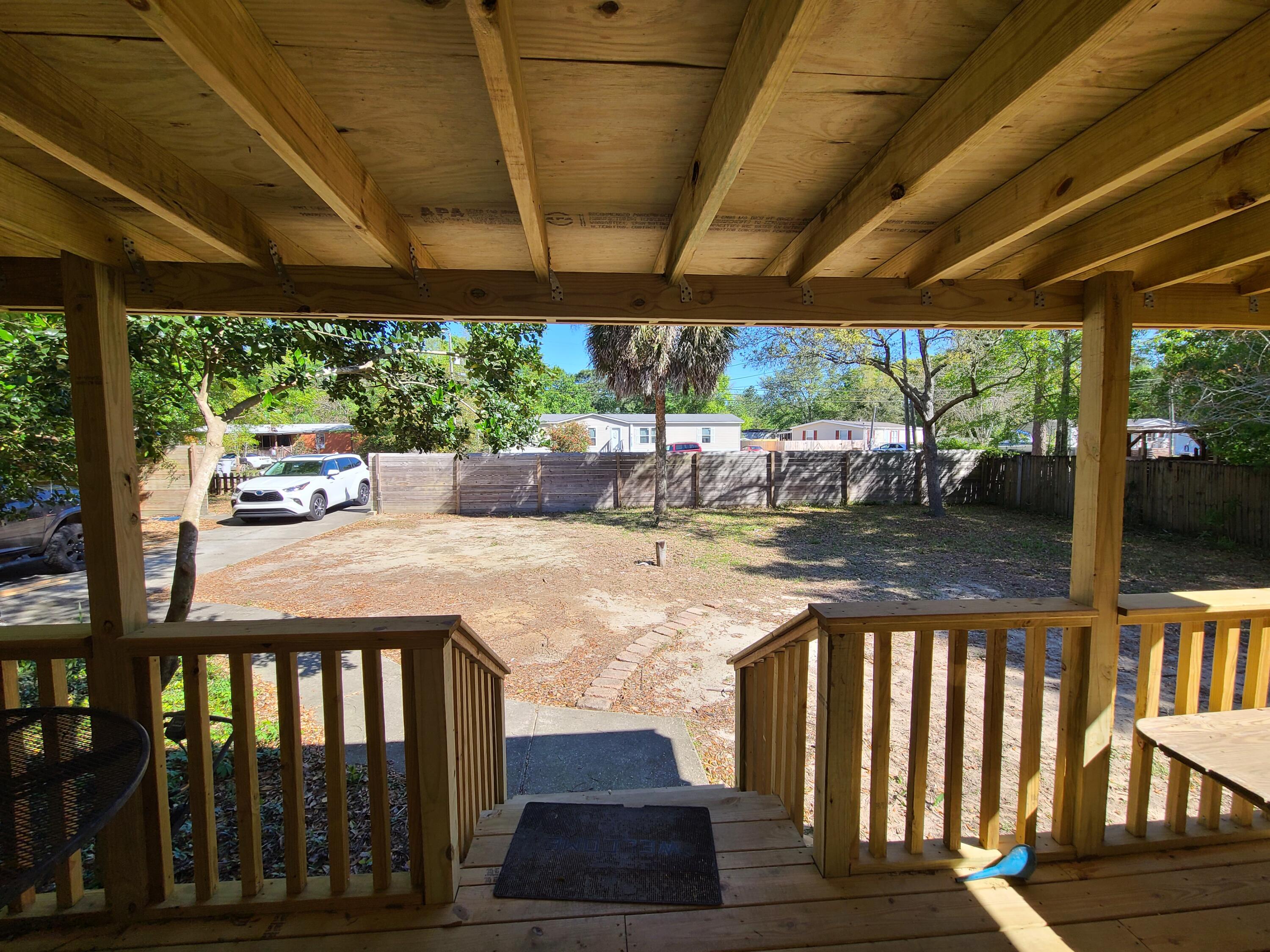 LEGEND WOODS ESTATES UNREC - Residential