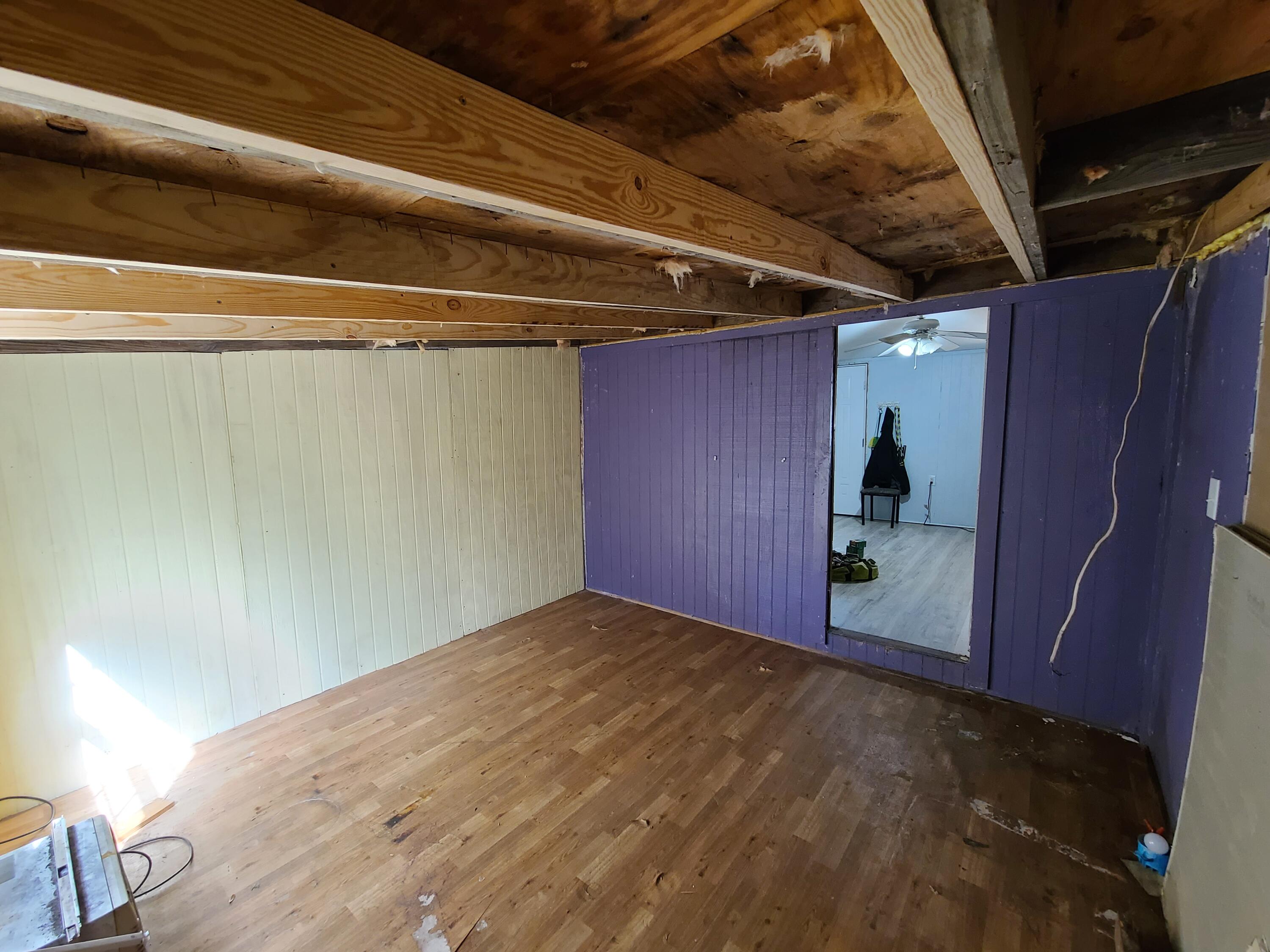 LEGEND WOODS ESTATES UNREC - Residential