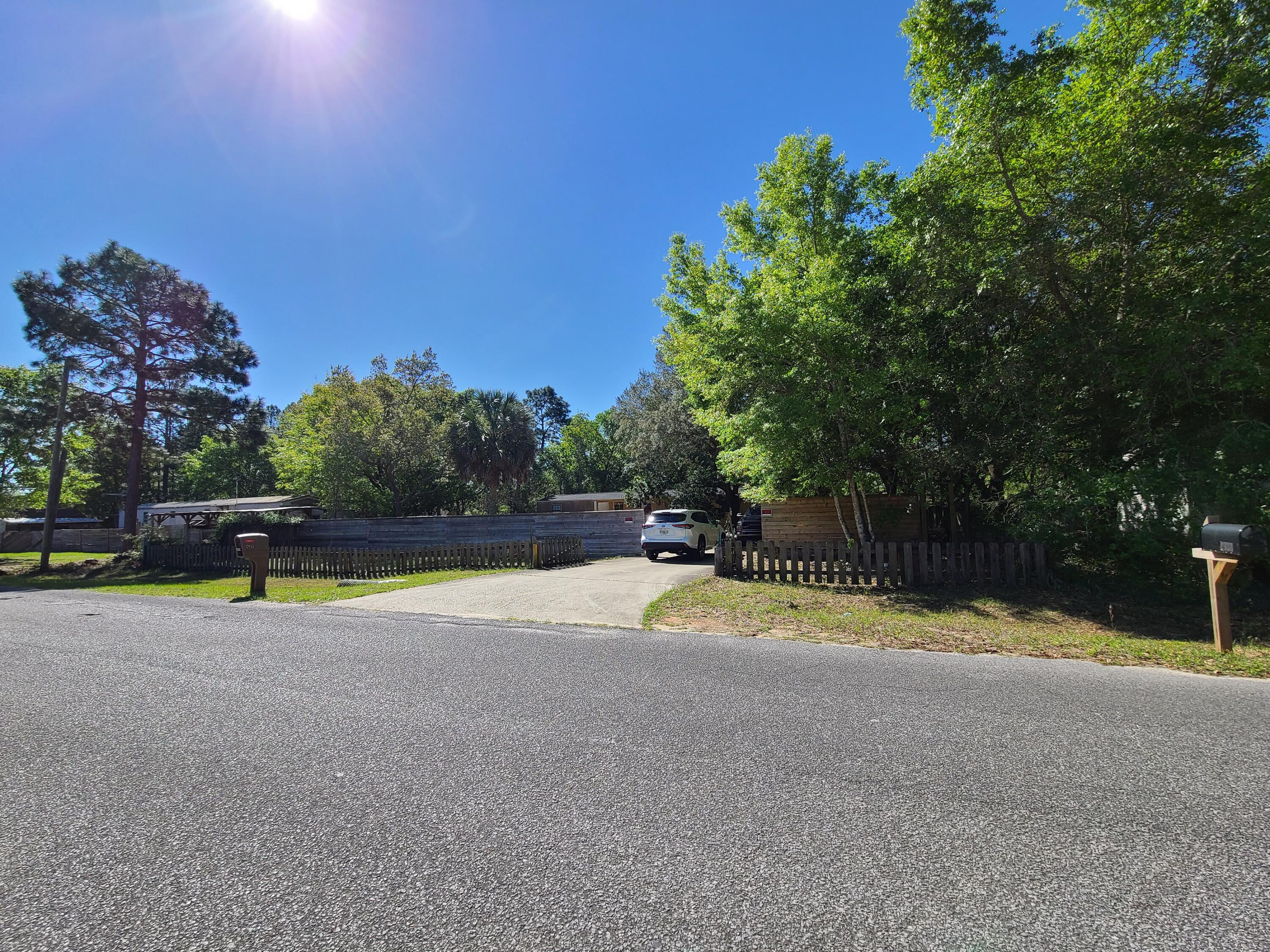 LEGEND WOODS ESTATES UNREC - Residential