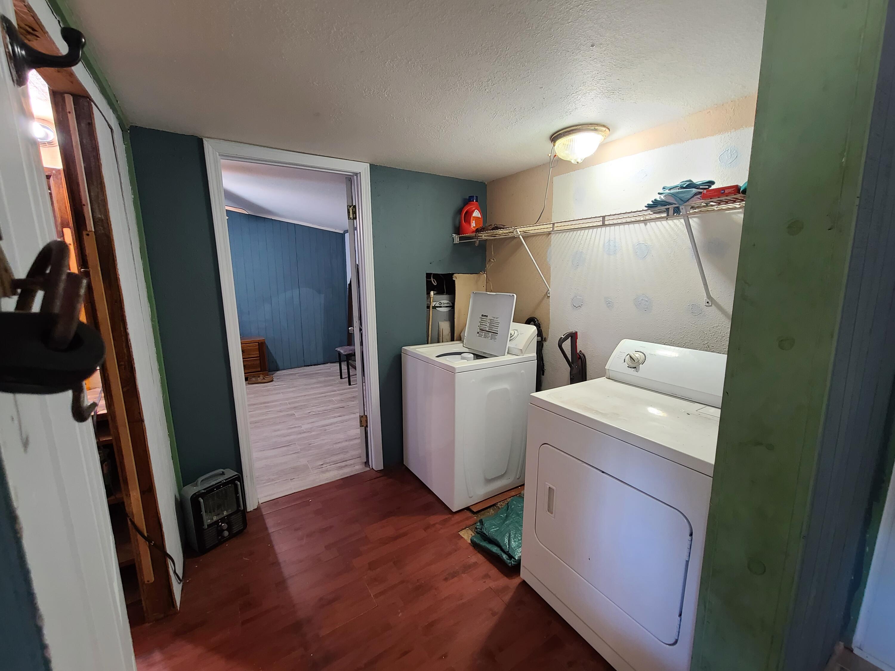 LEGEND WOODS ESTATES UNREC - Residential