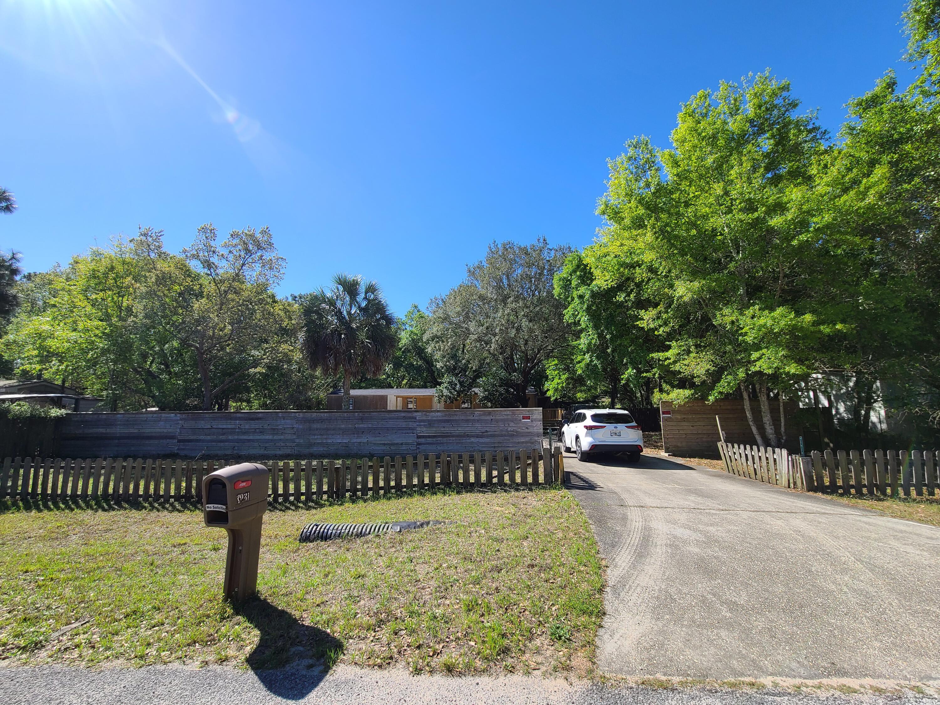 LEGEND WOODS ESTATES UNREC - Residential