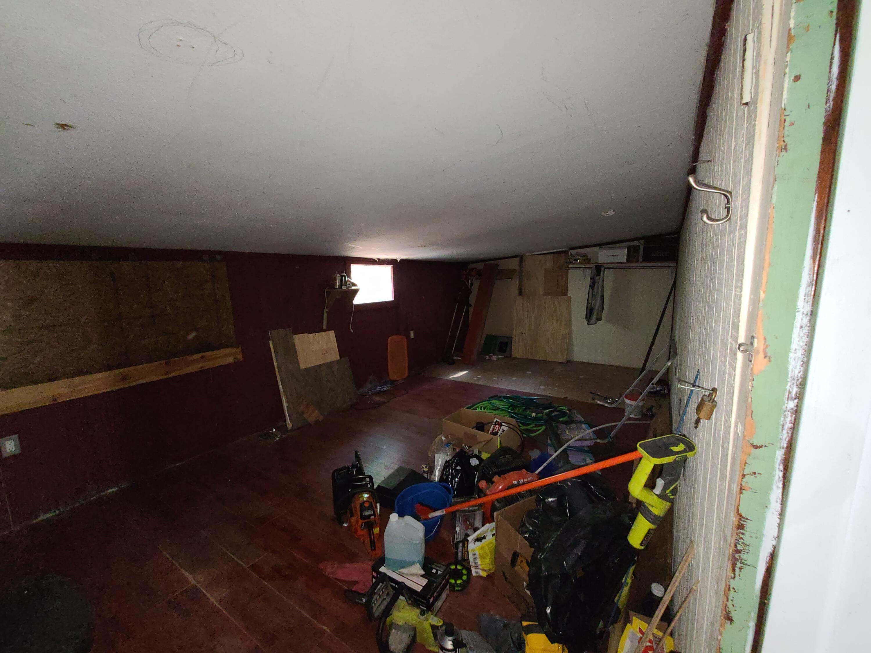 LEGEND WOODS ESTATES UNREC - Residential