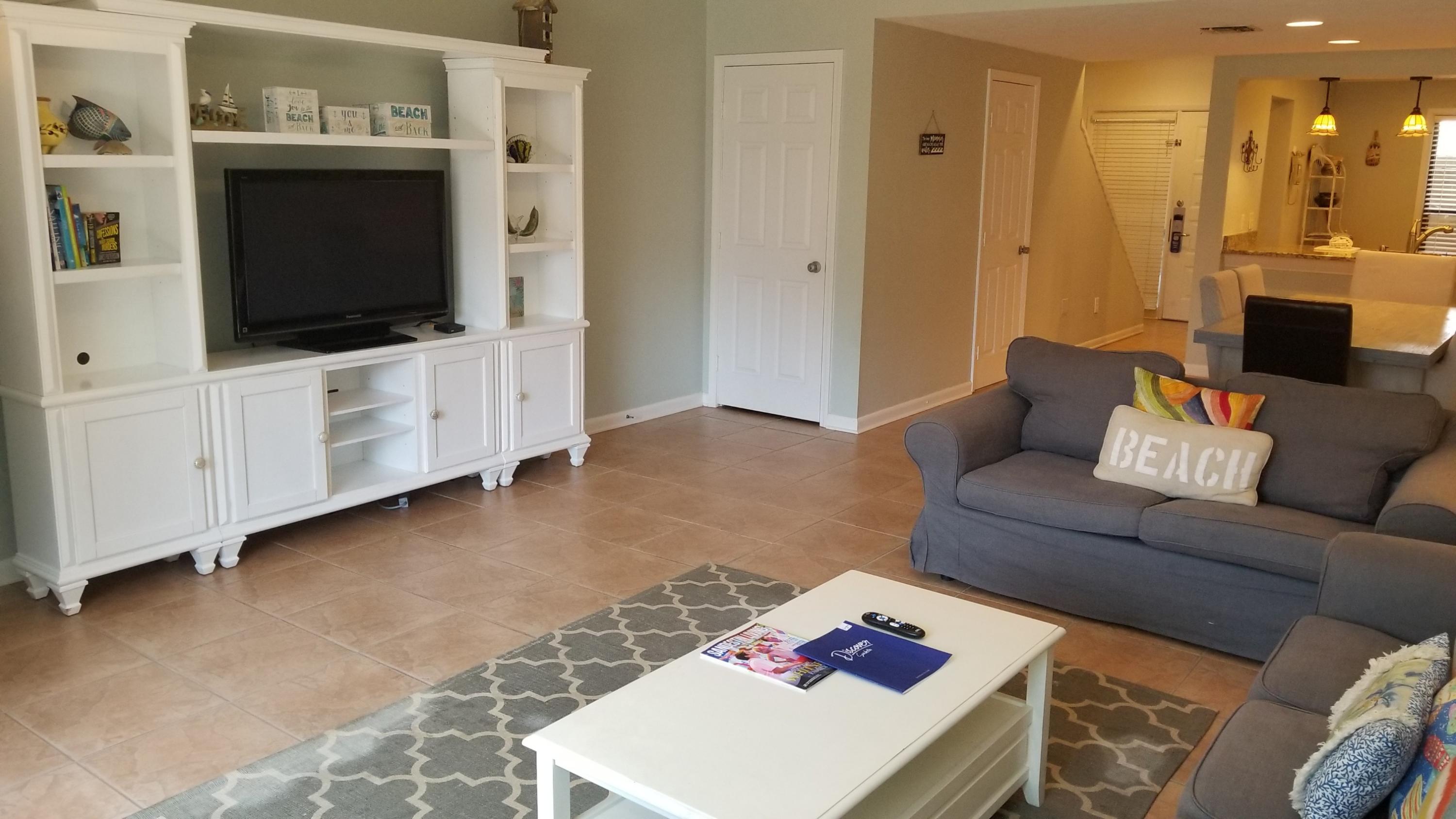 BEACHWALK - Residential Lease