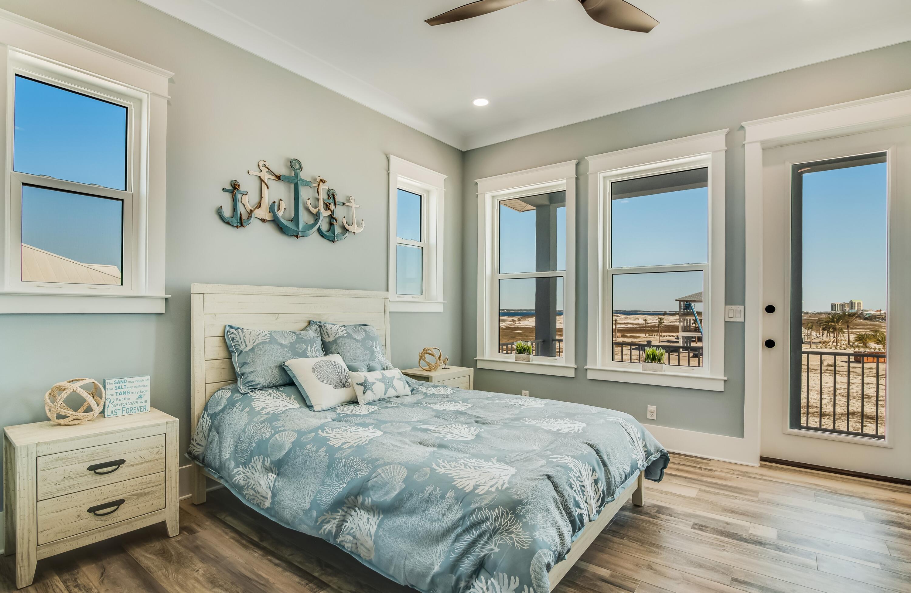 CARIBBEAN ISLES - Residential