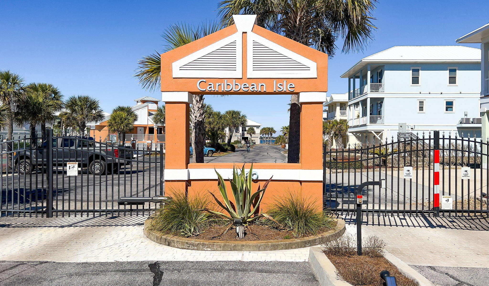 CARIBBEAN ISLES - Residential