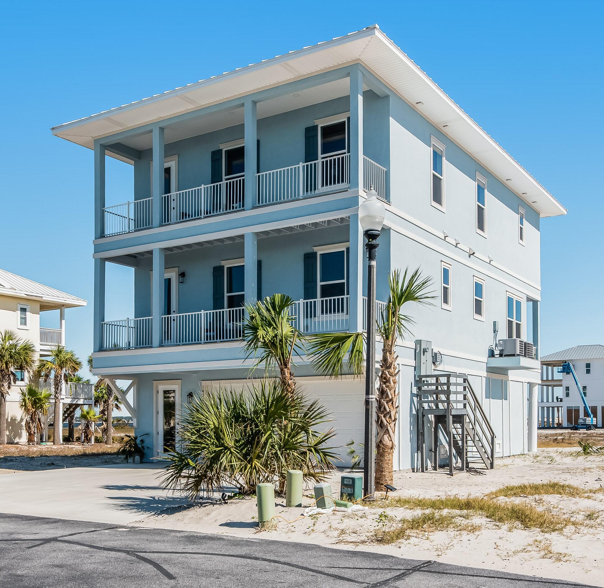 CARIBBEAN ISLES - Residential