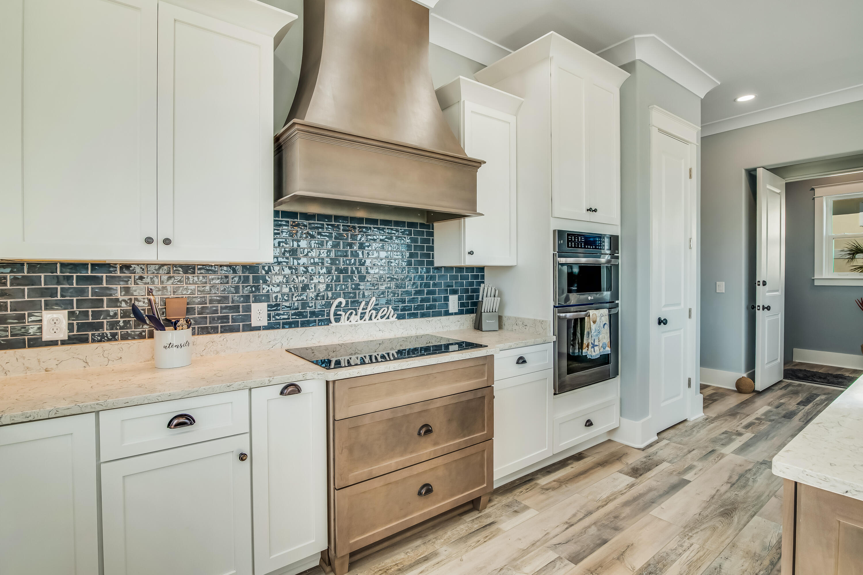 CARIBBEAN ISLES - Residential