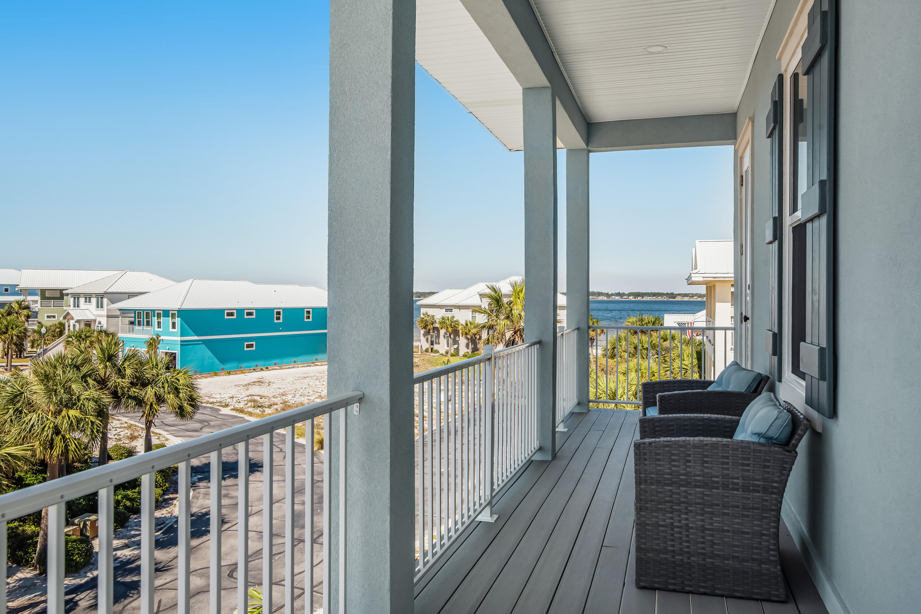 CARIBBEAN ISLES - Residential