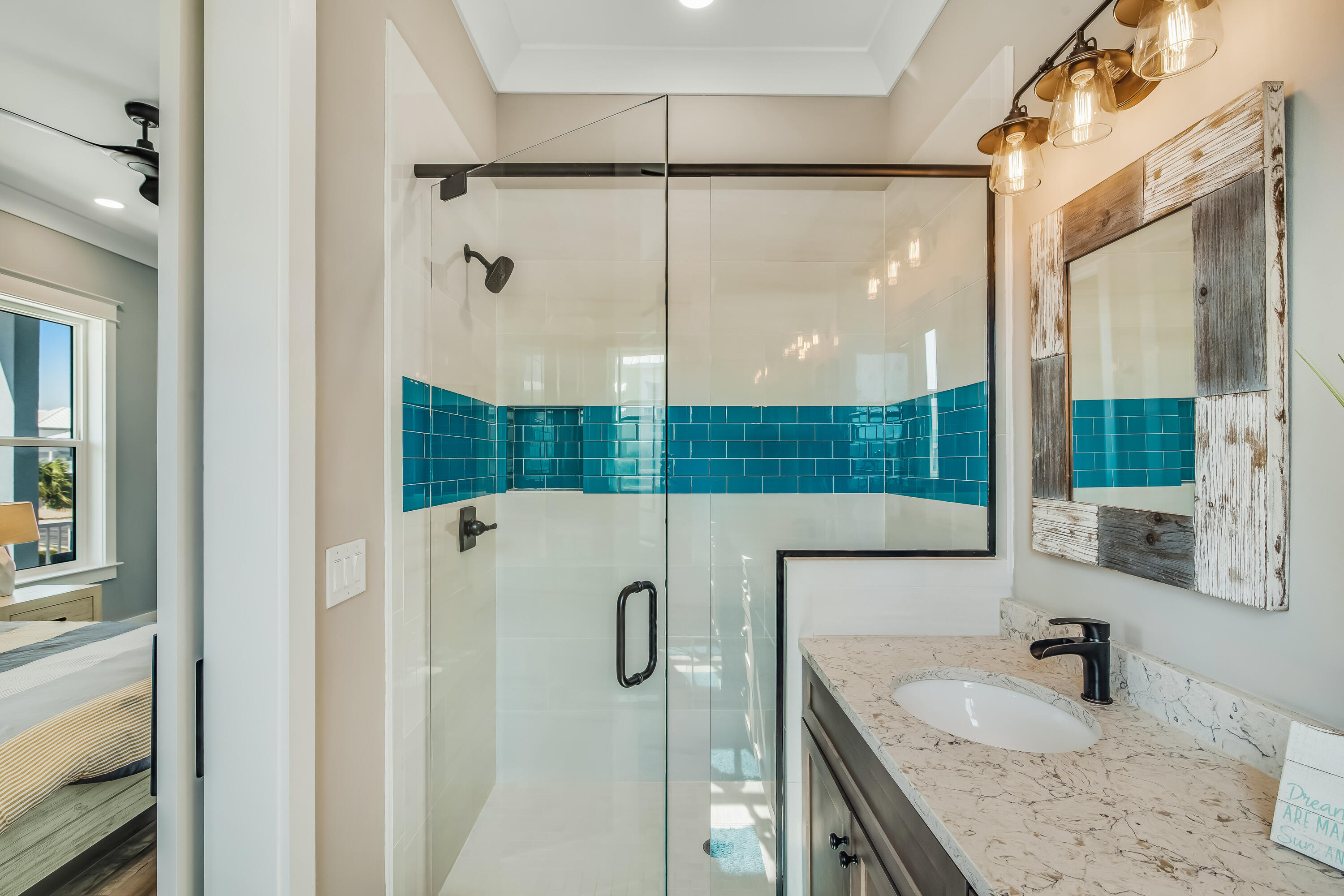 CARIBBEAN ISLES - Residential