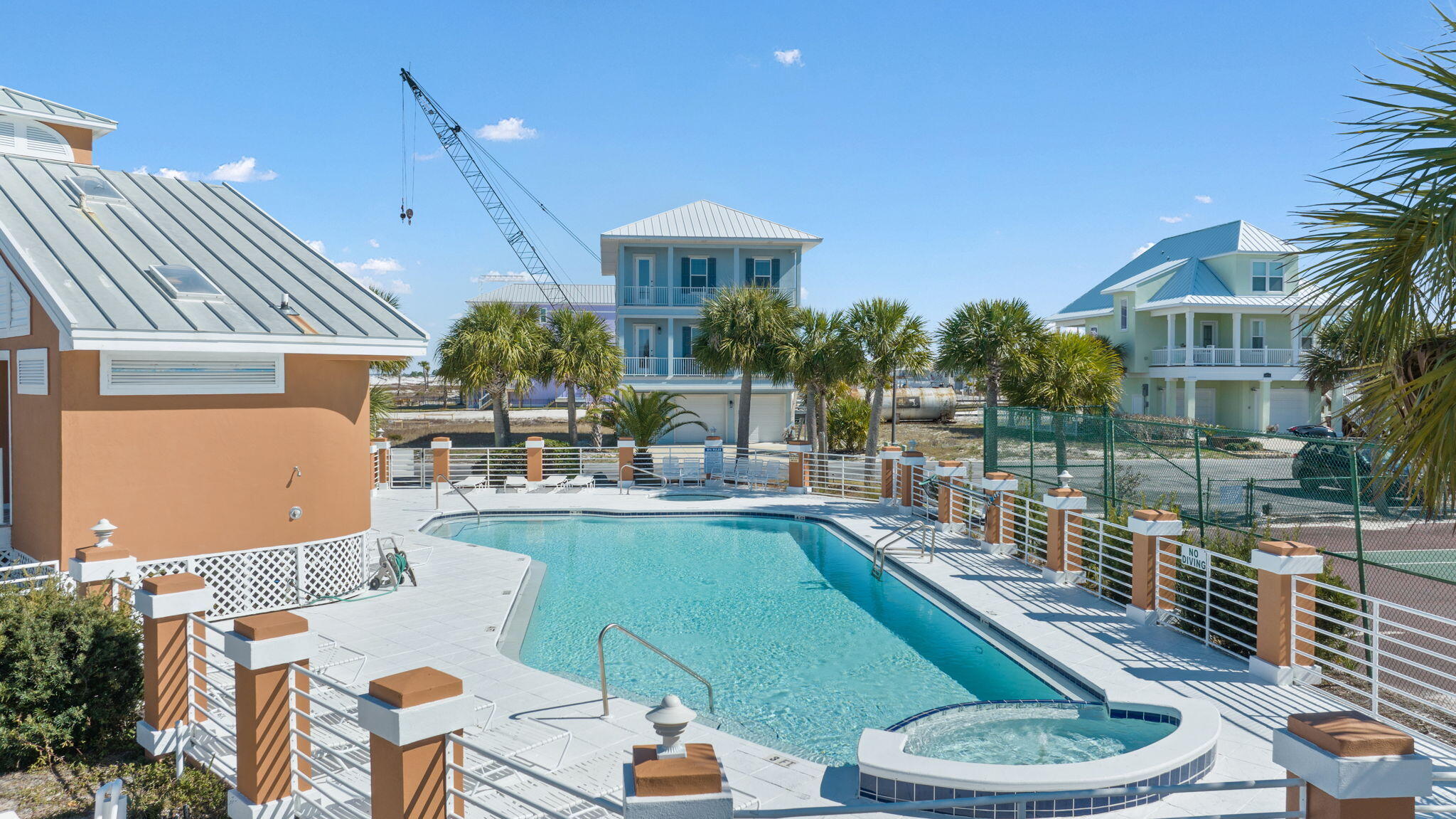 CARIBBEAN ISLES - Residential