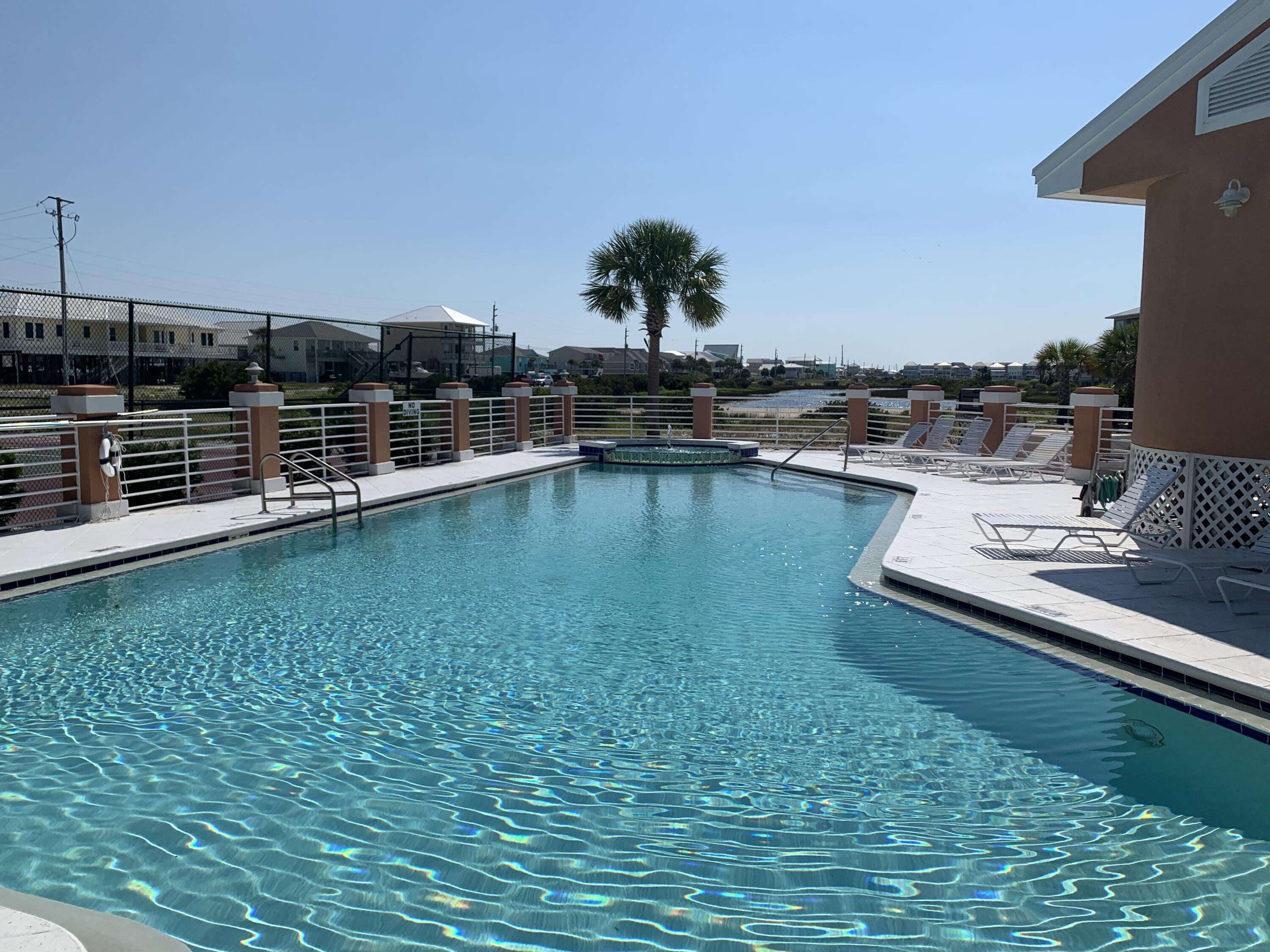 CARIBBEAN ISLES - Residential