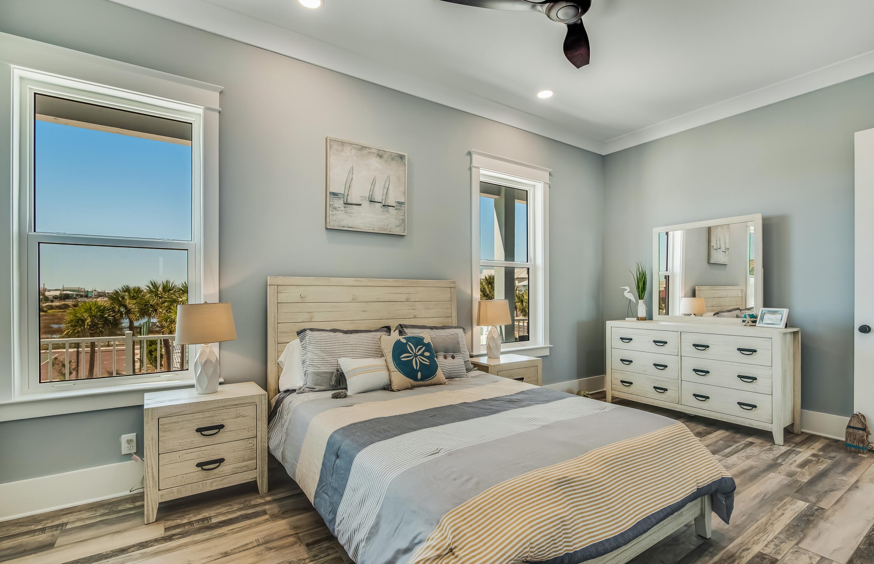 CARIBBEAN ISLES - Residential