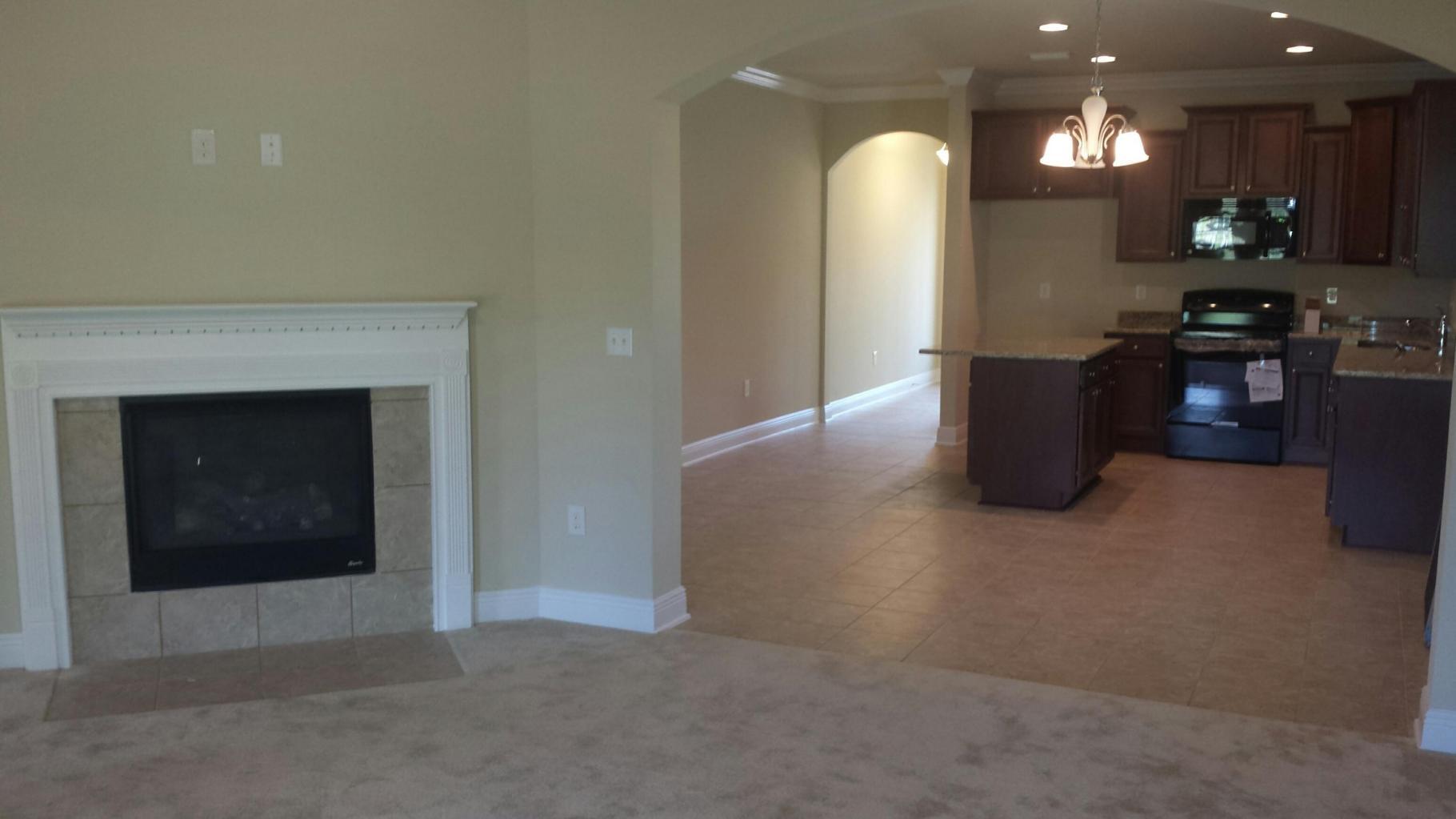 LAGRANGE LANDING - Residential