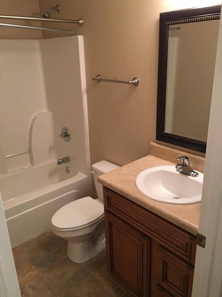 6007 Robin Road - Residential