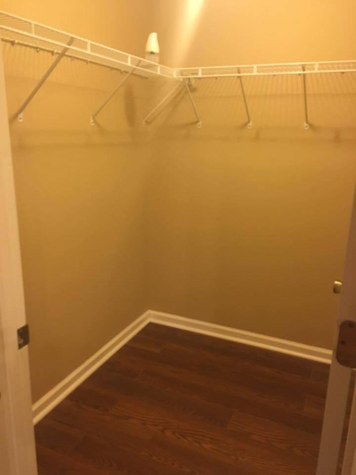 6007 Robin Road - Residential