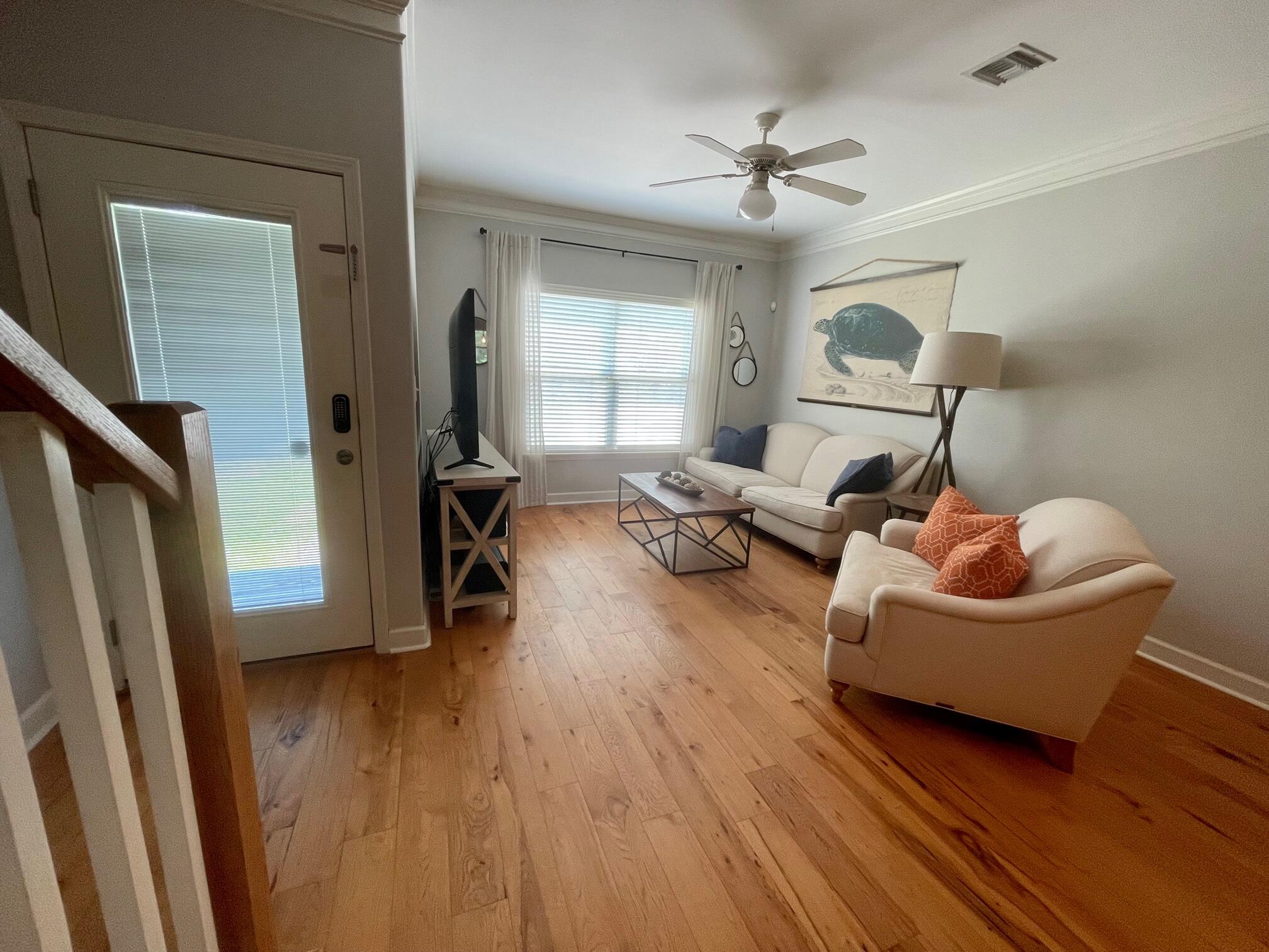 TOWN OF SANTA ROSA - Residential