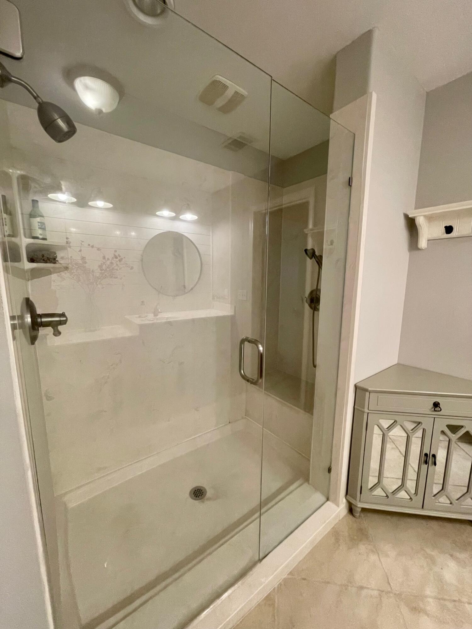 TOWN OF SANTA ROSA - Residential