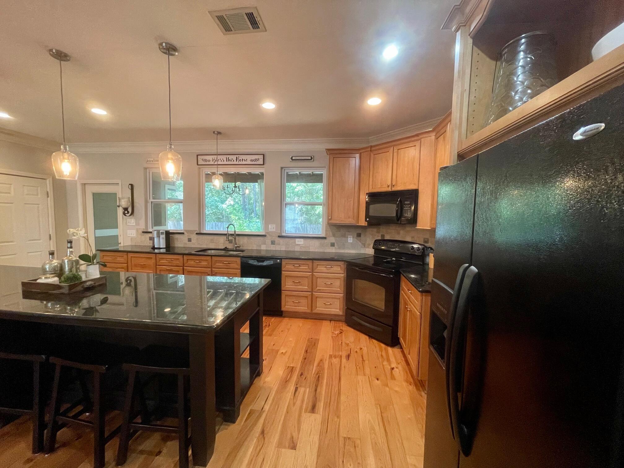 TOWN OF SANTA ROSA - Residential