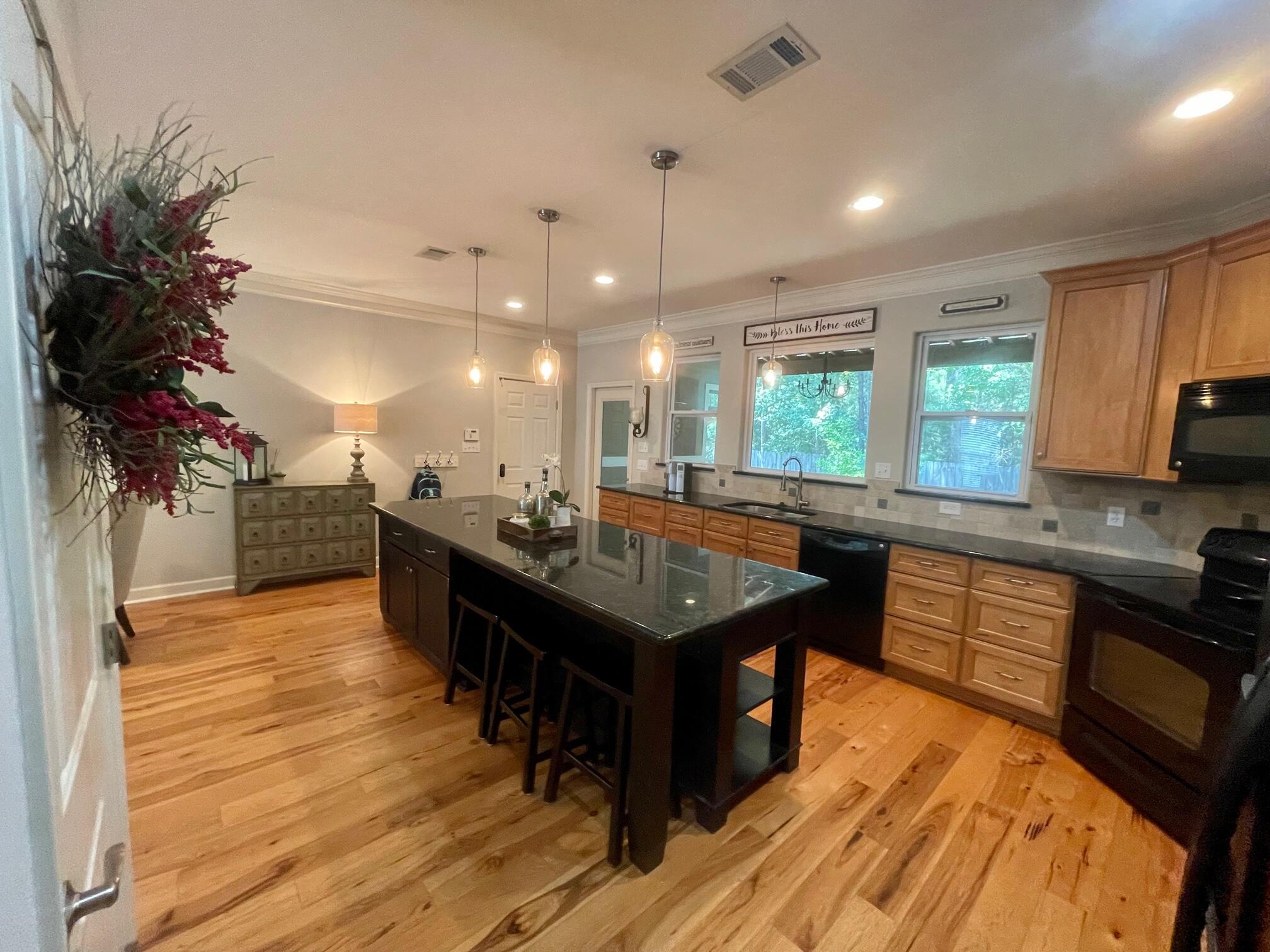 TOWN OF SANTA ROSA - Residential