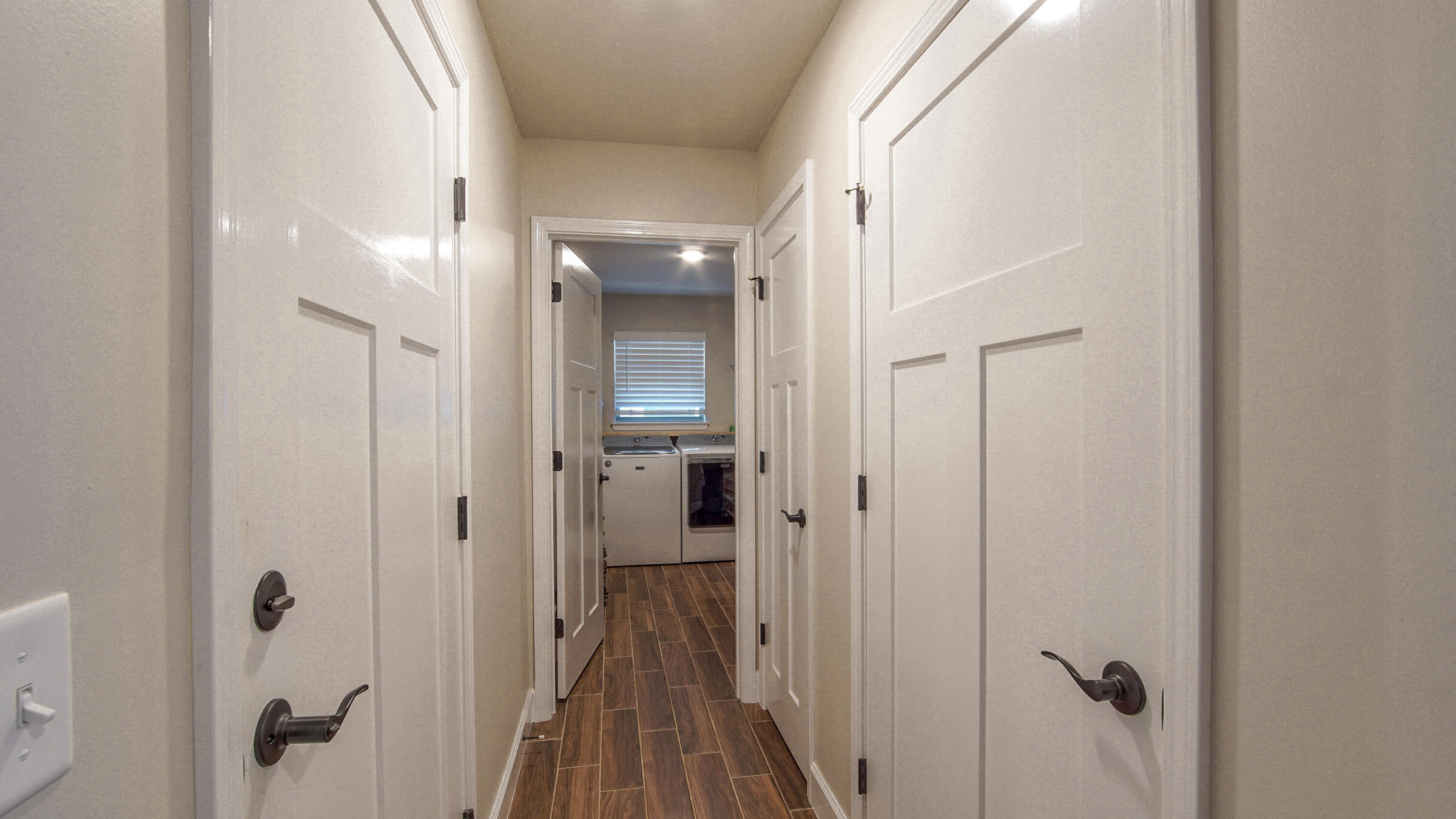 Ashlee Manor - Residential