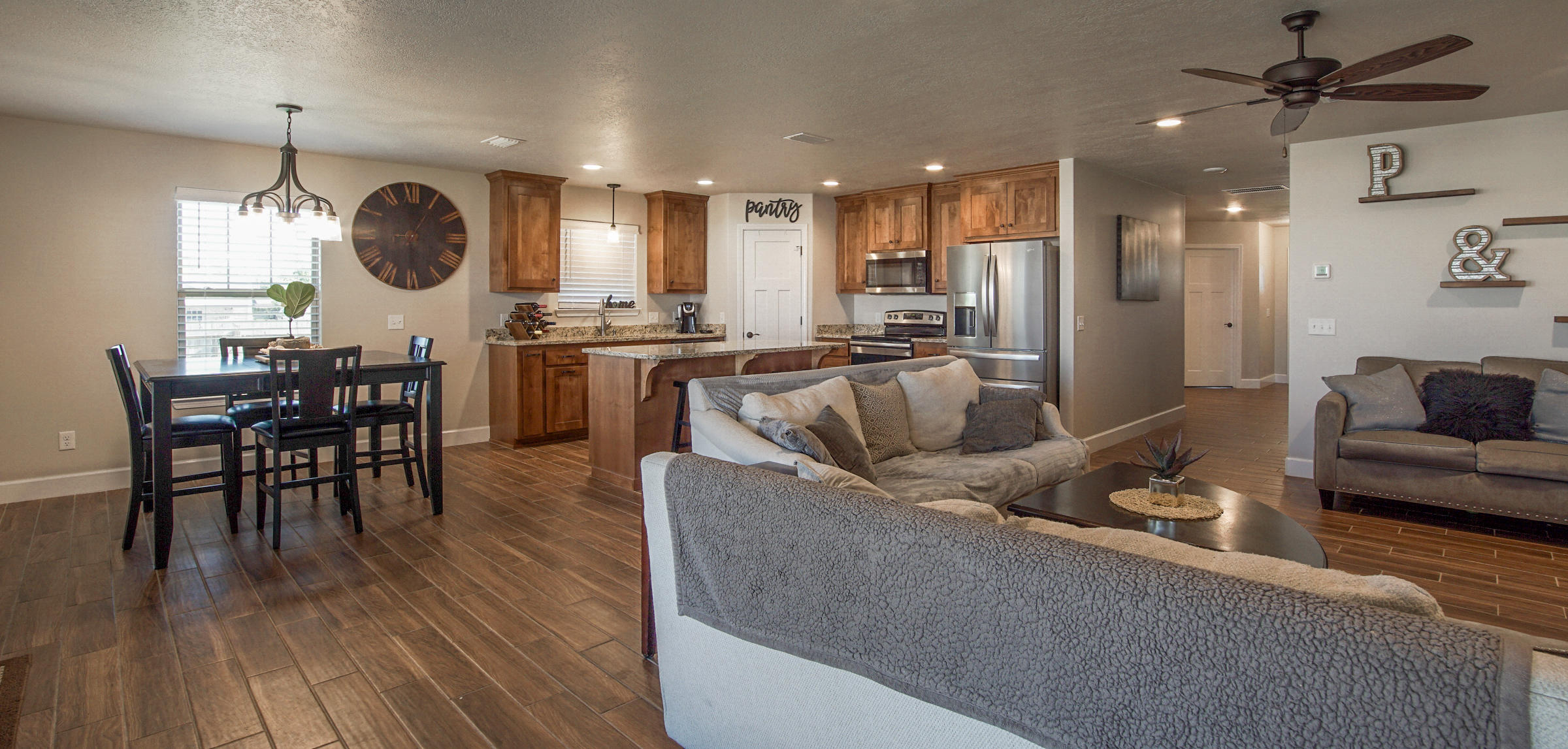 Ashlee Manor - Residential