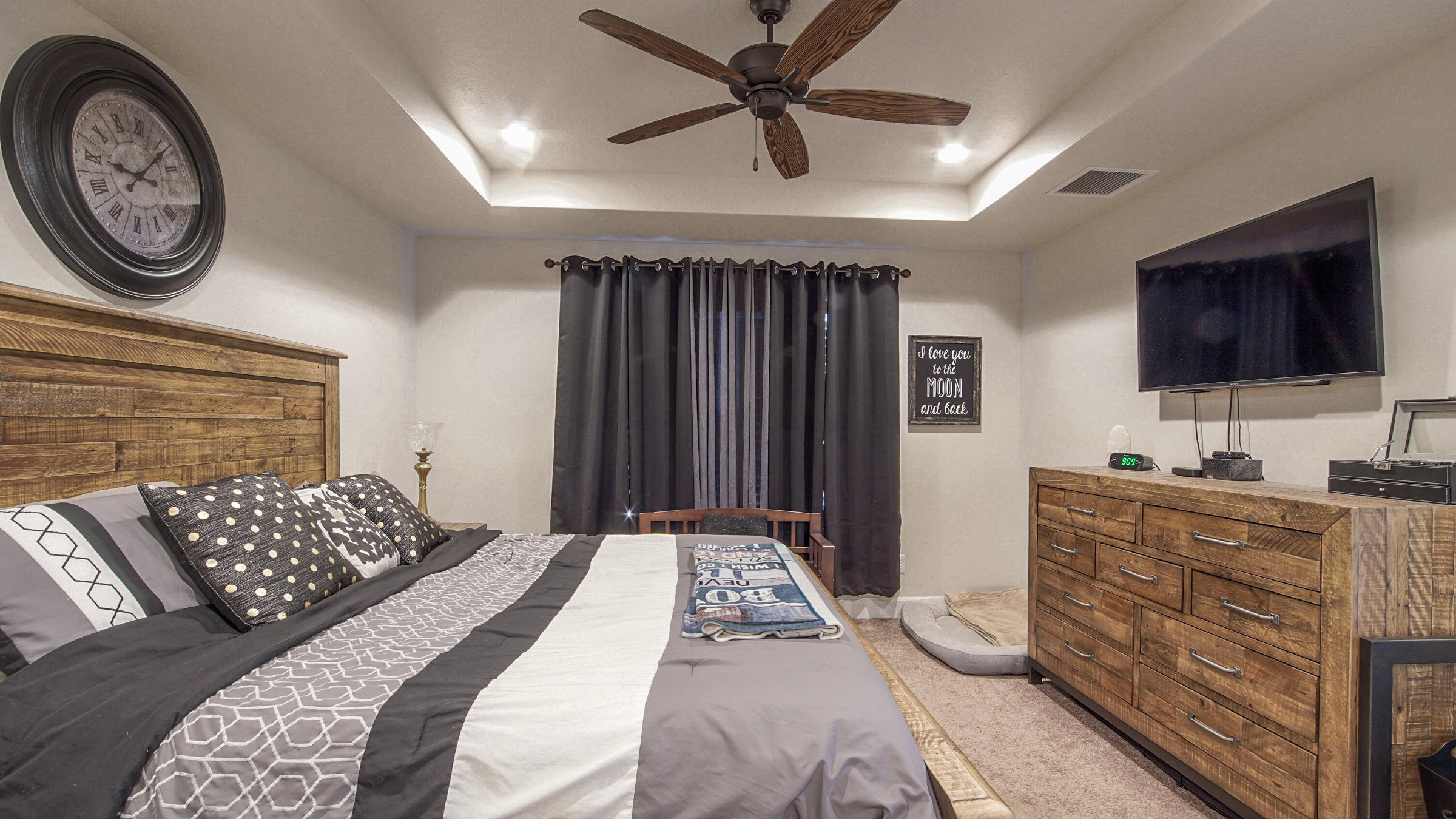 Ashlee Manor - Residential
