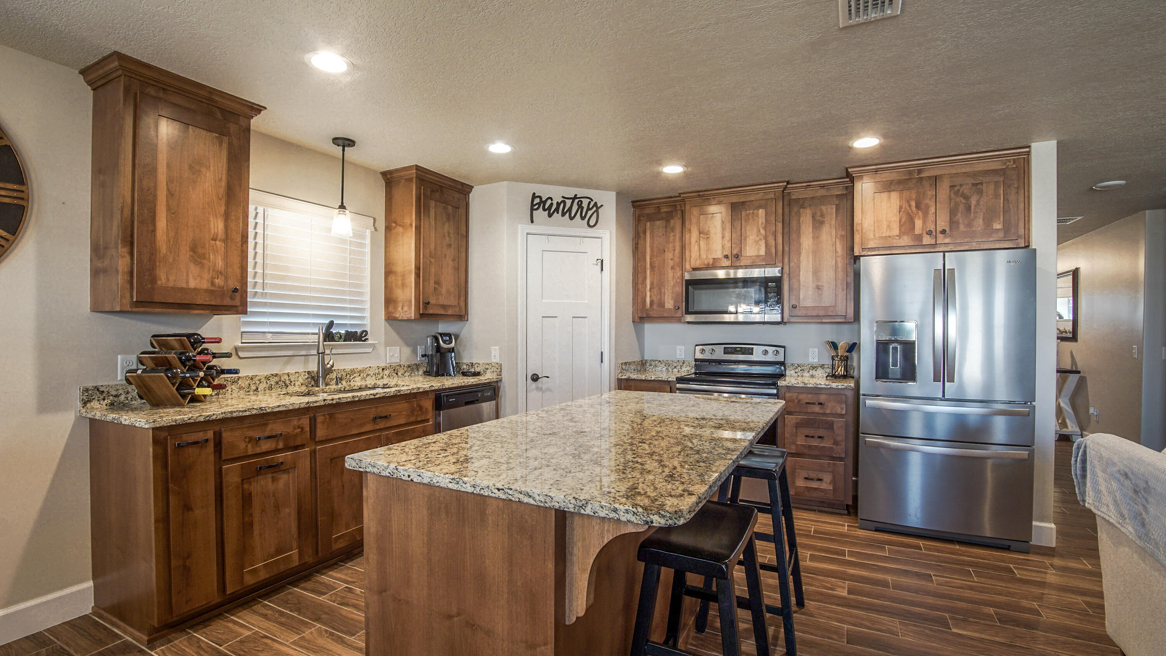 Ashlee Manor - Residential