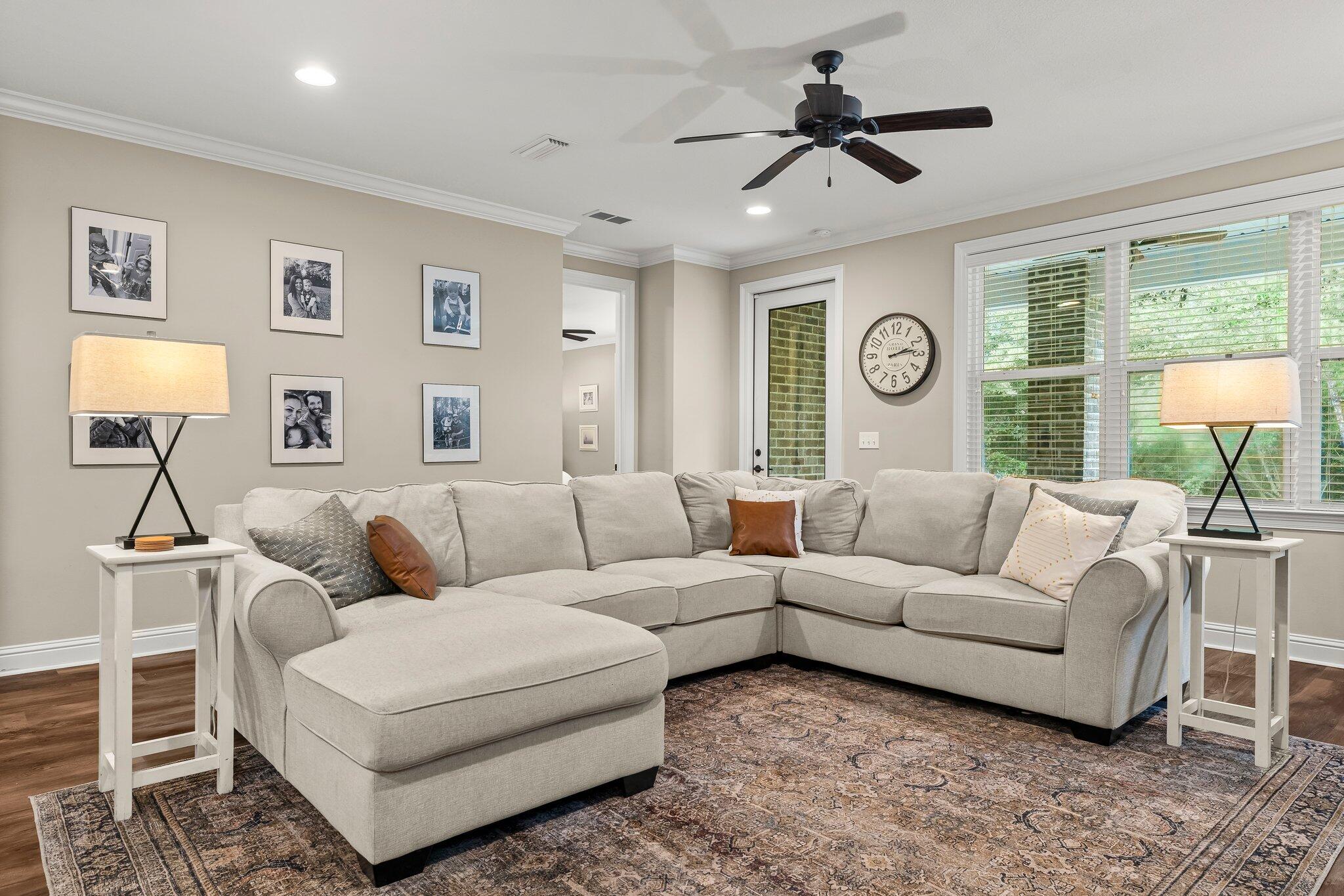 HAMMOCK BAY - Residential