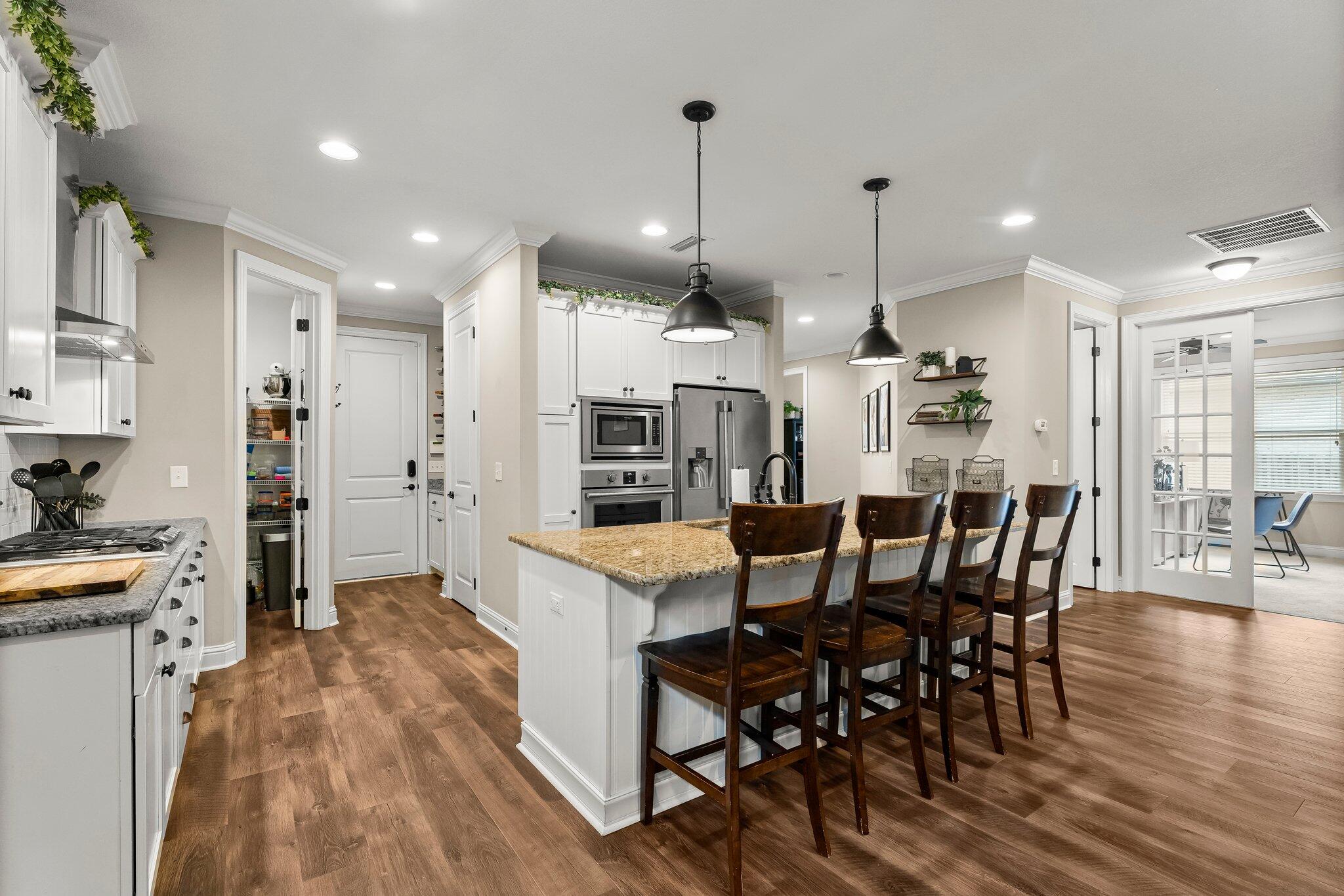 HAMMOCK BAY - Residential